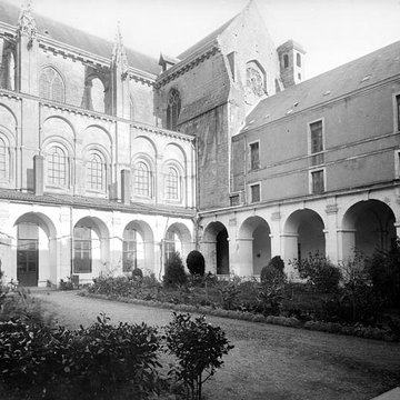 Église Saint-Léger de Saint-Maixent-lÉcole