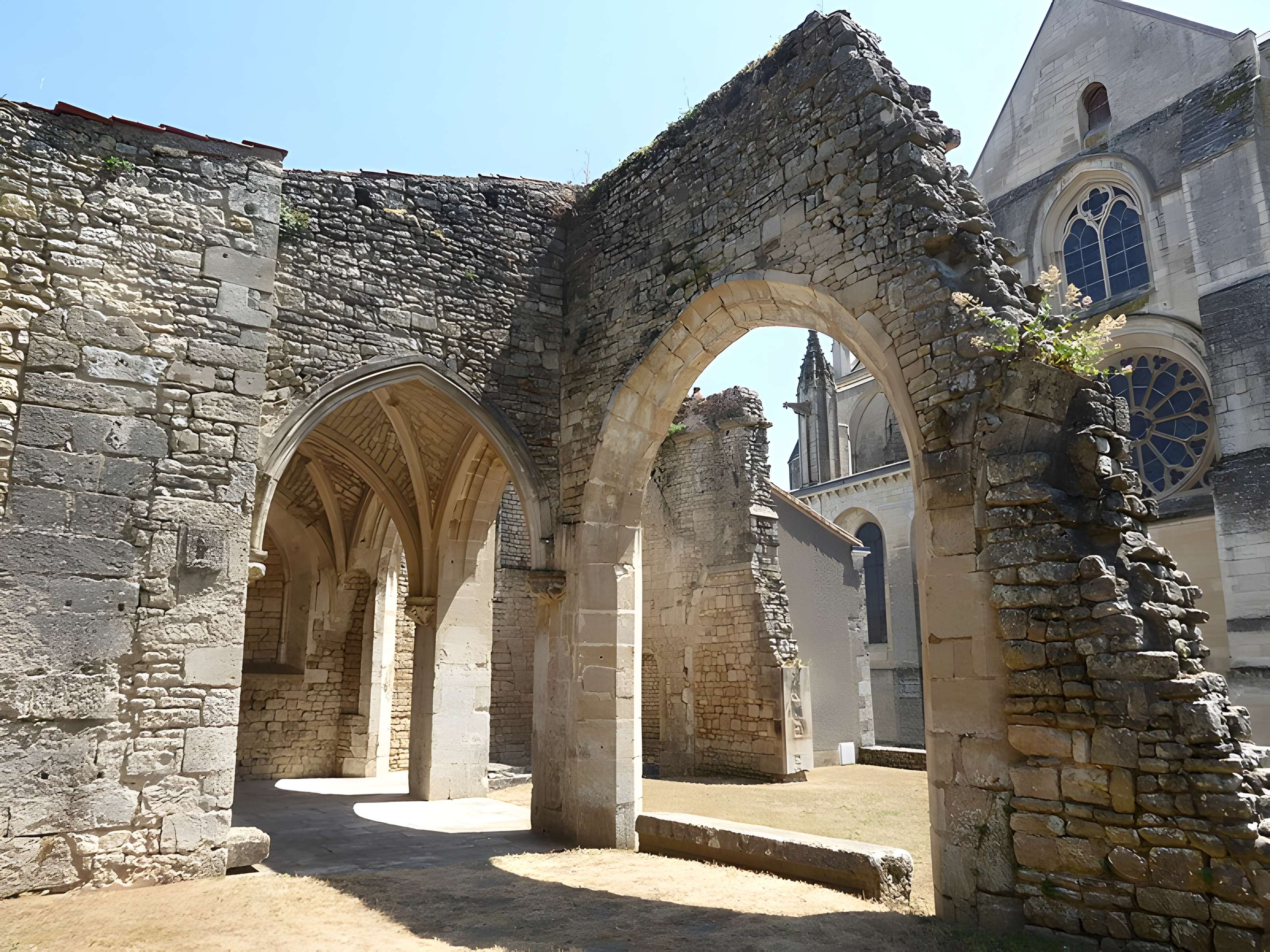 Église Saint-Léger de Saint-Maixent-l'École