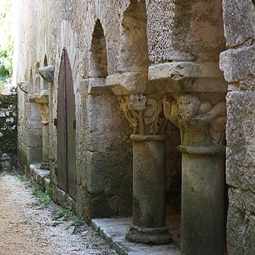 Abbaye Saint-Pierre-ès-Liens de Tourtoirac