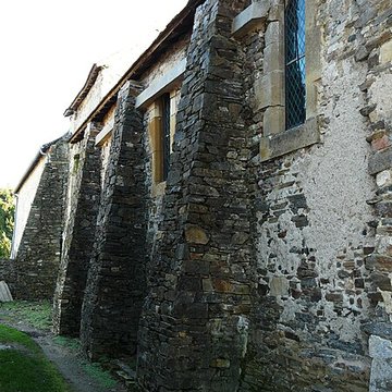 Église Saint-Léger de Sarlande
