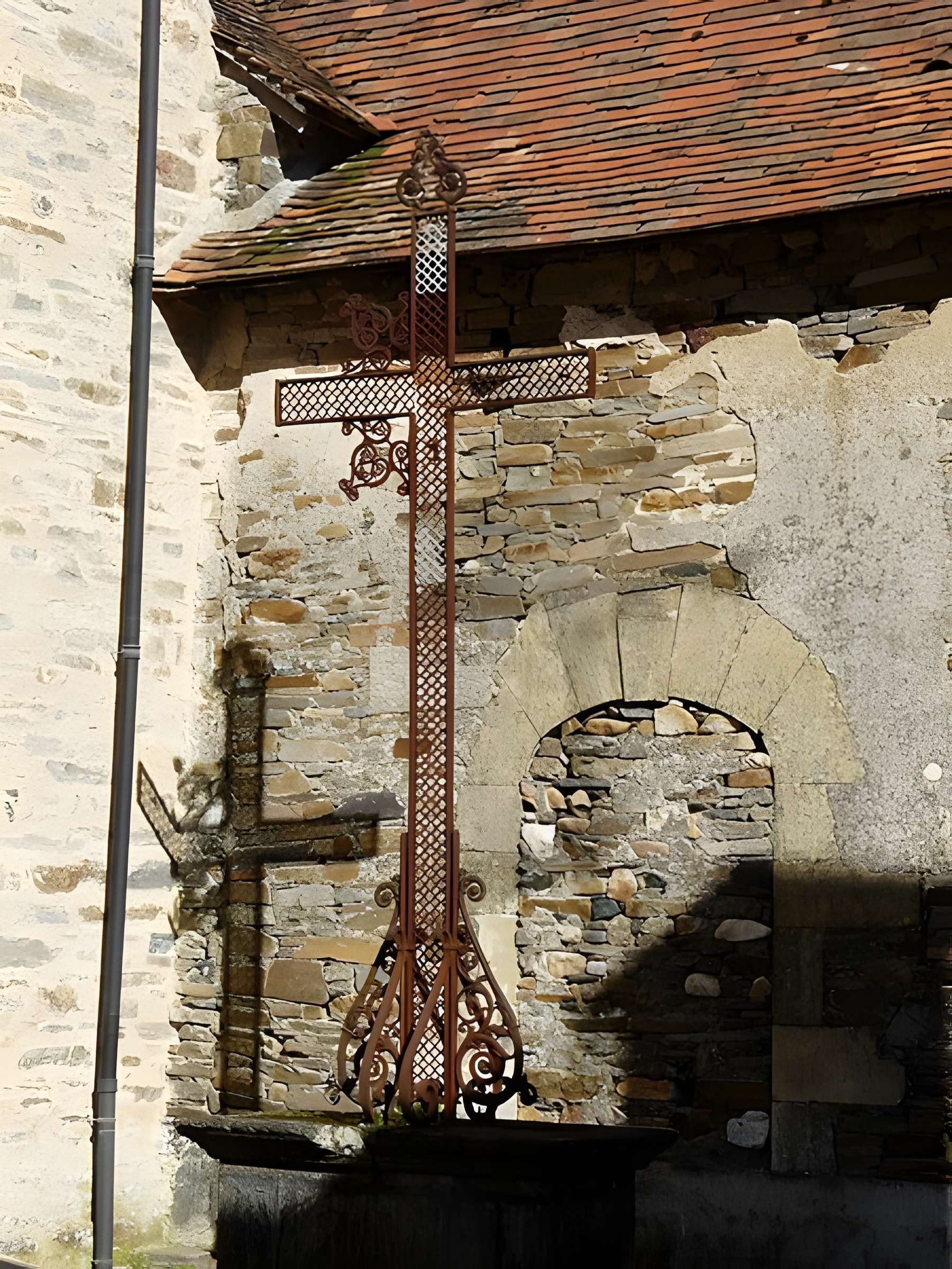 Église Saint-Léger de Sarlande