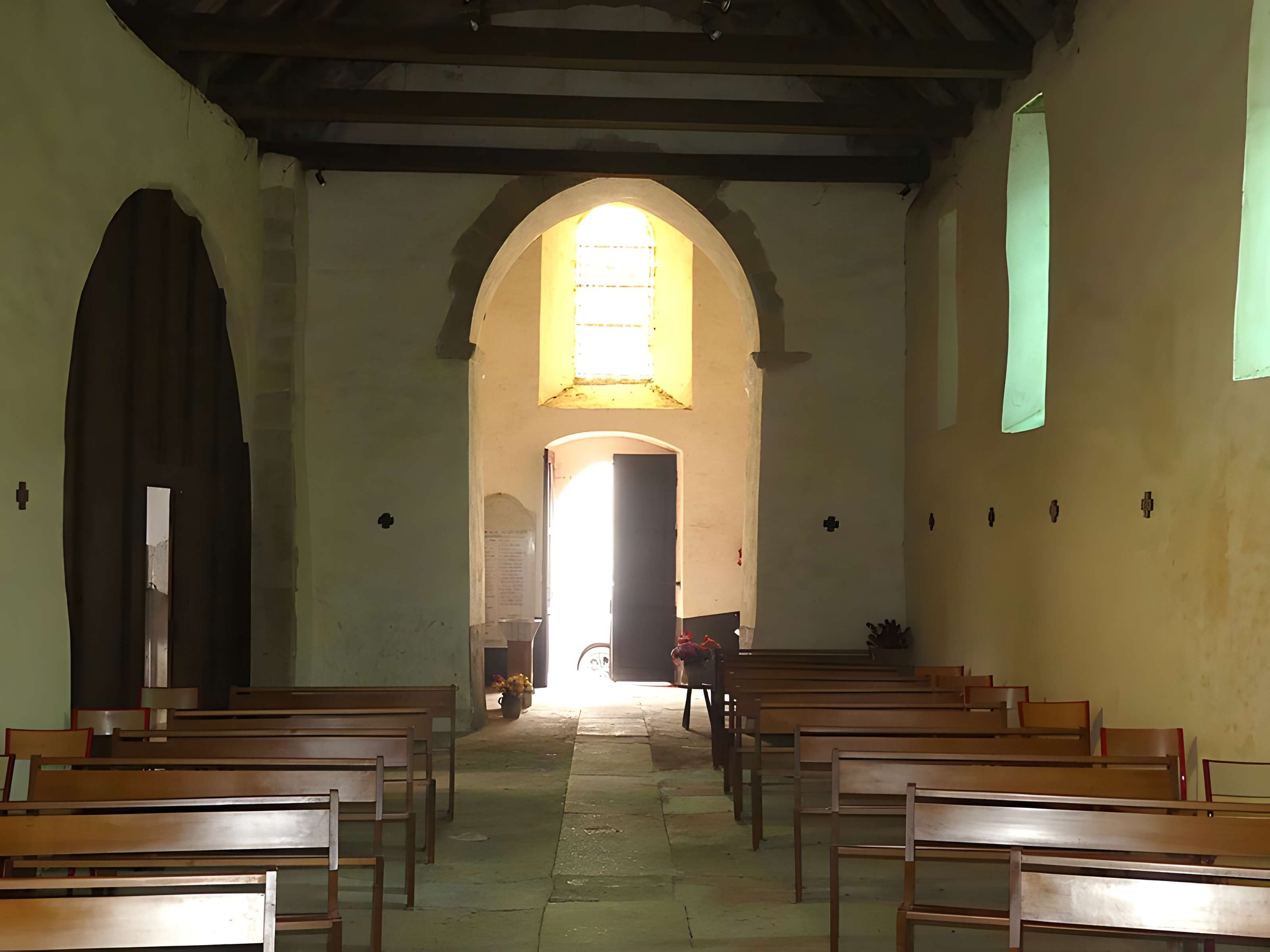 Église Saint-Léger de Sarlande