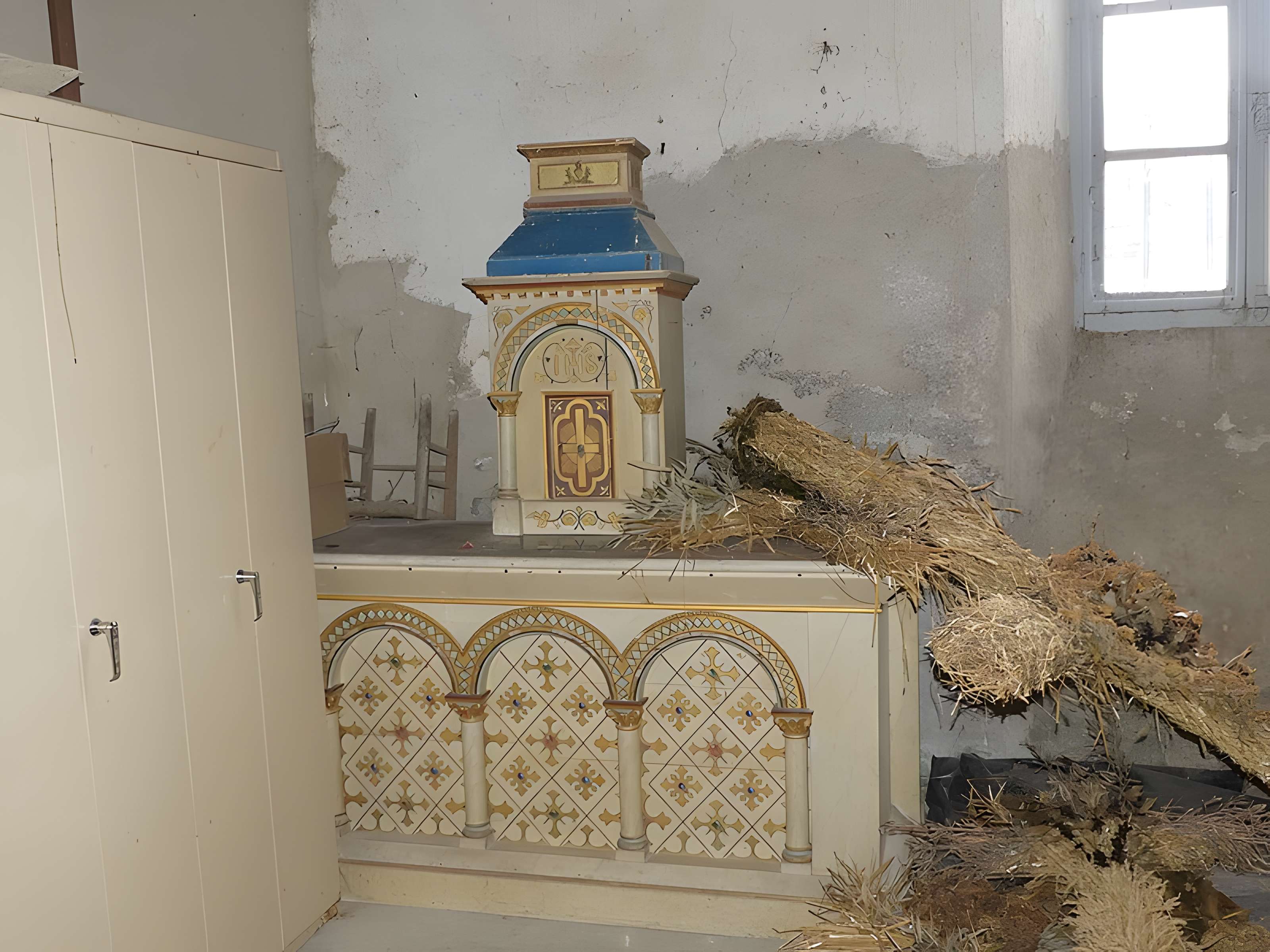 Église Saint-Léger de Sarlande