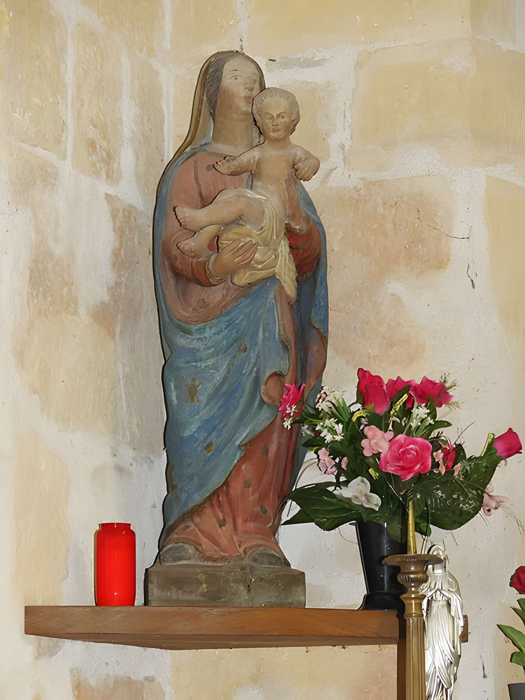 Église Saint-Léger de Sarlande