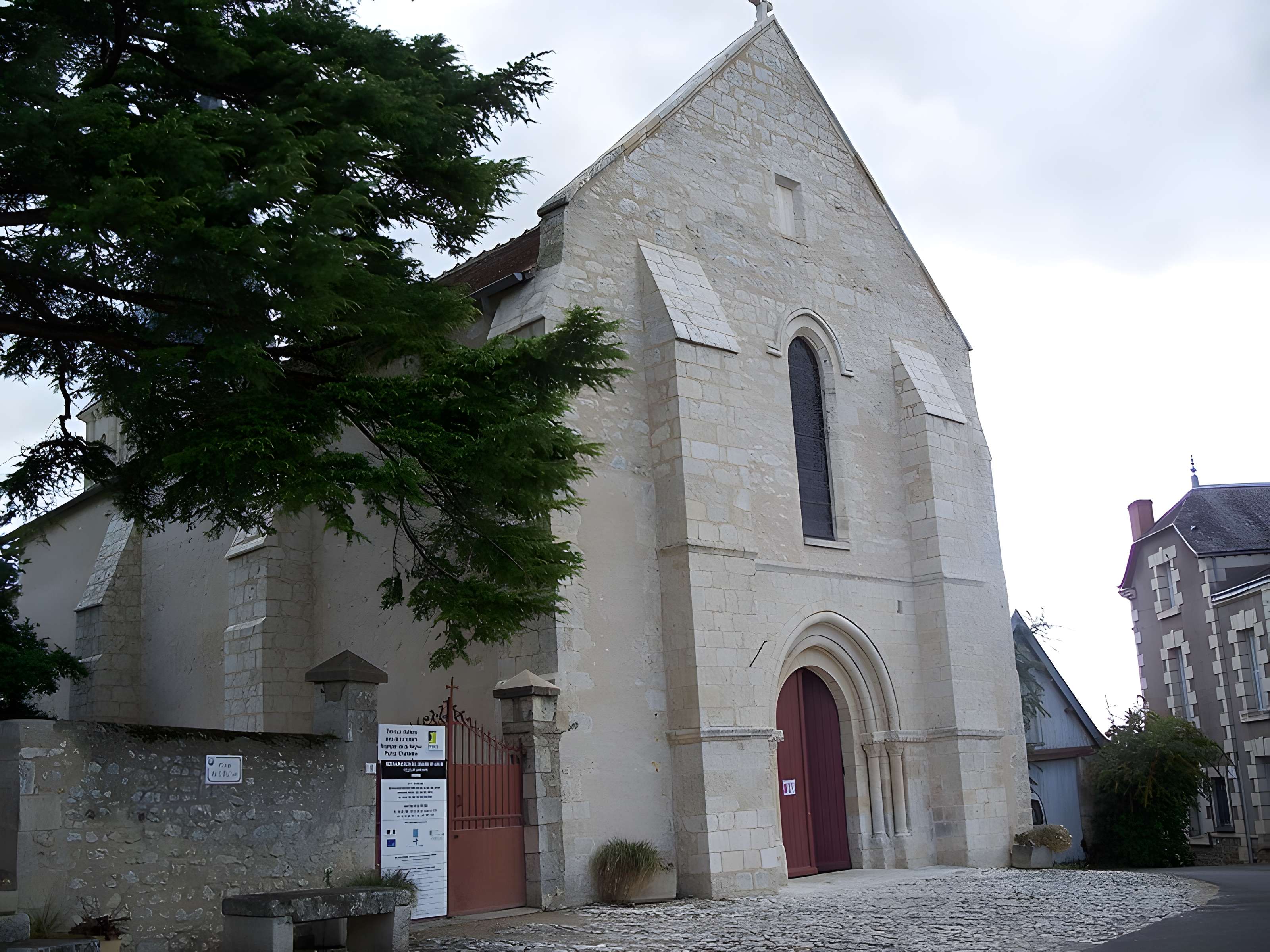 Église Saint-Léger de Virey