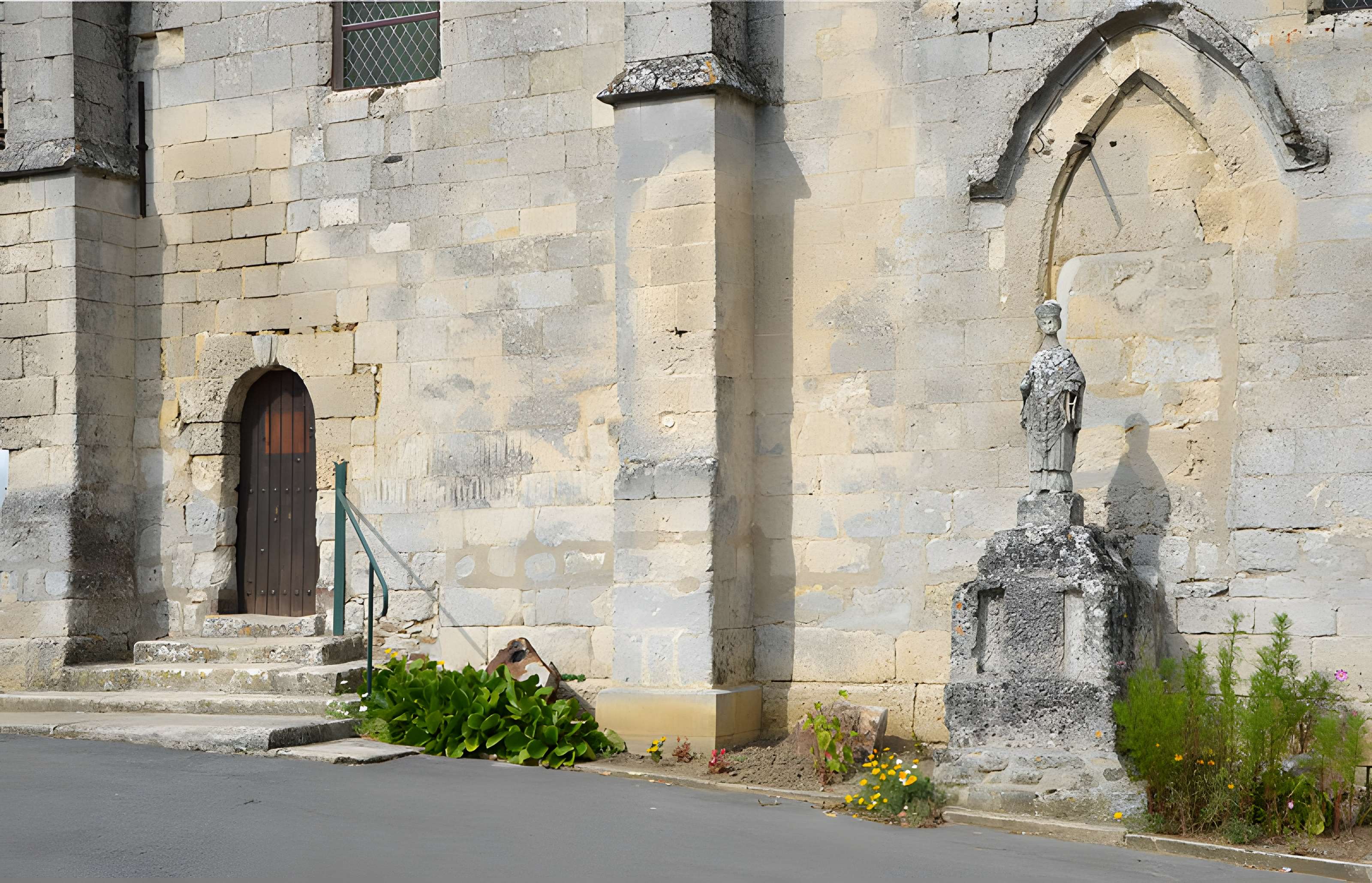 Église Saint-Léger d'Éméville