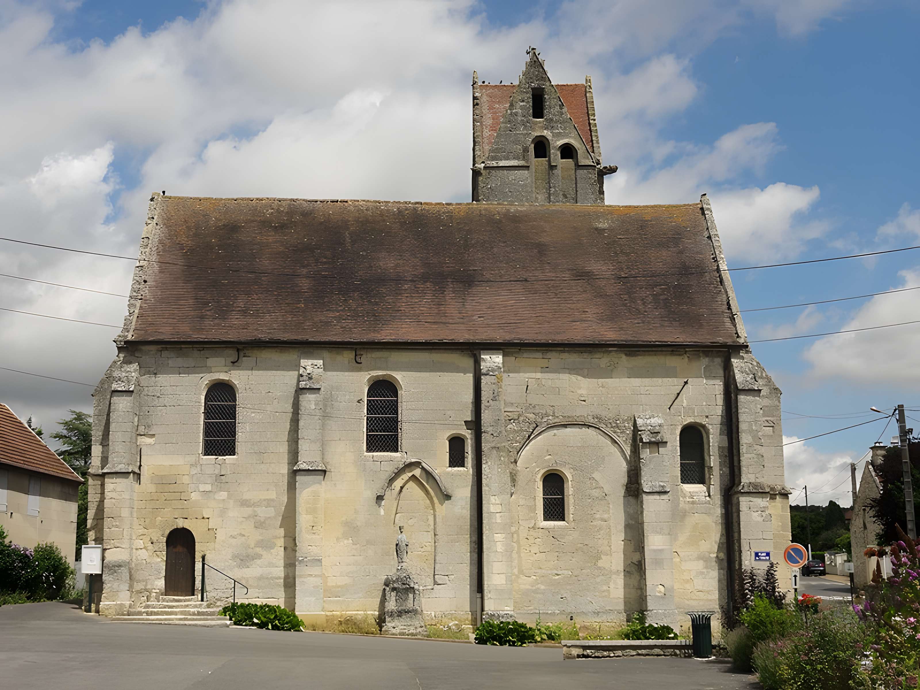 Église Saint-Léger d'Éméville
