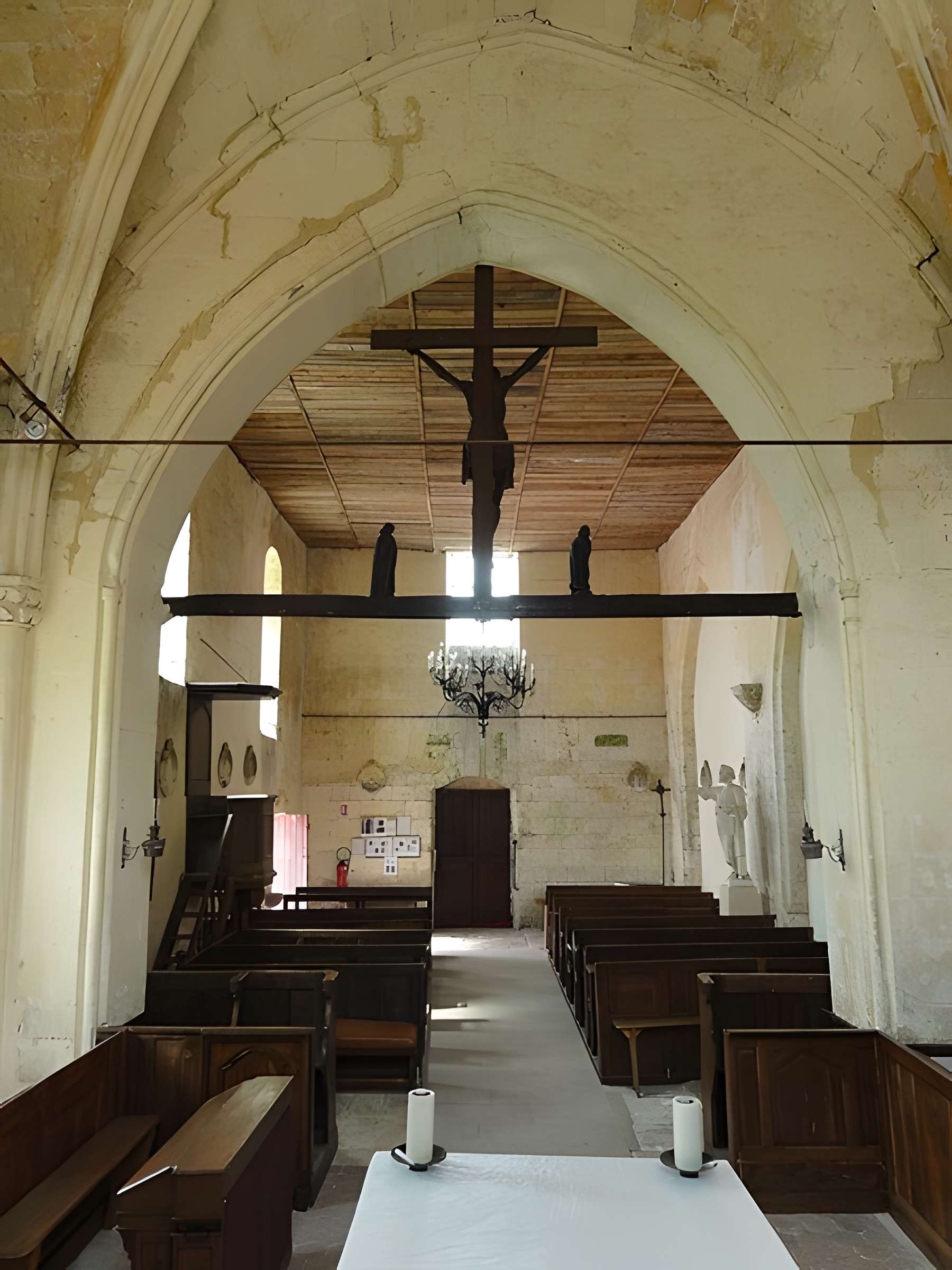 Église Saint-Léger d'Éméville