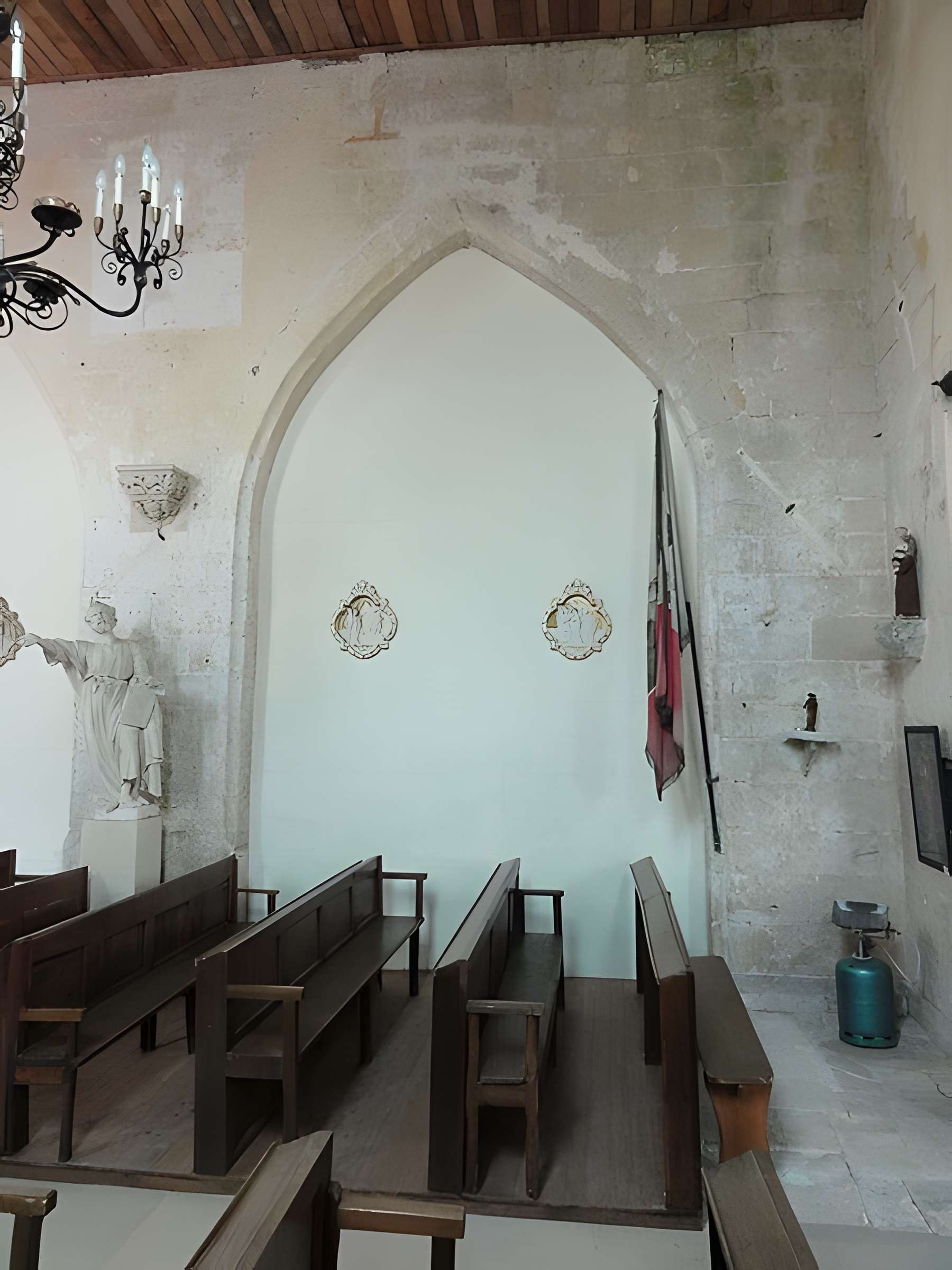 Église Saint-Léger d'Éméville