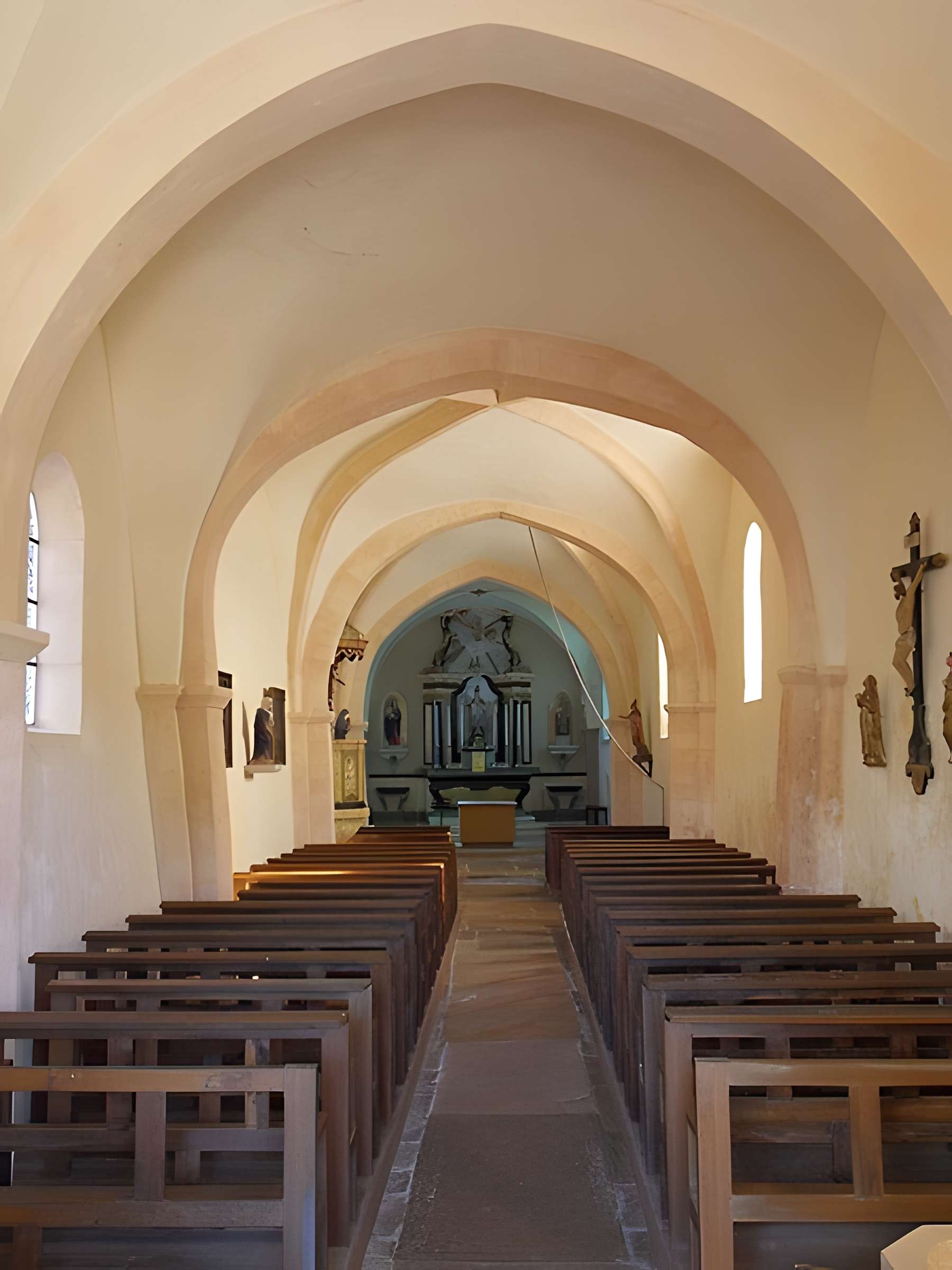 Église Saint-Léger d'Oisilly