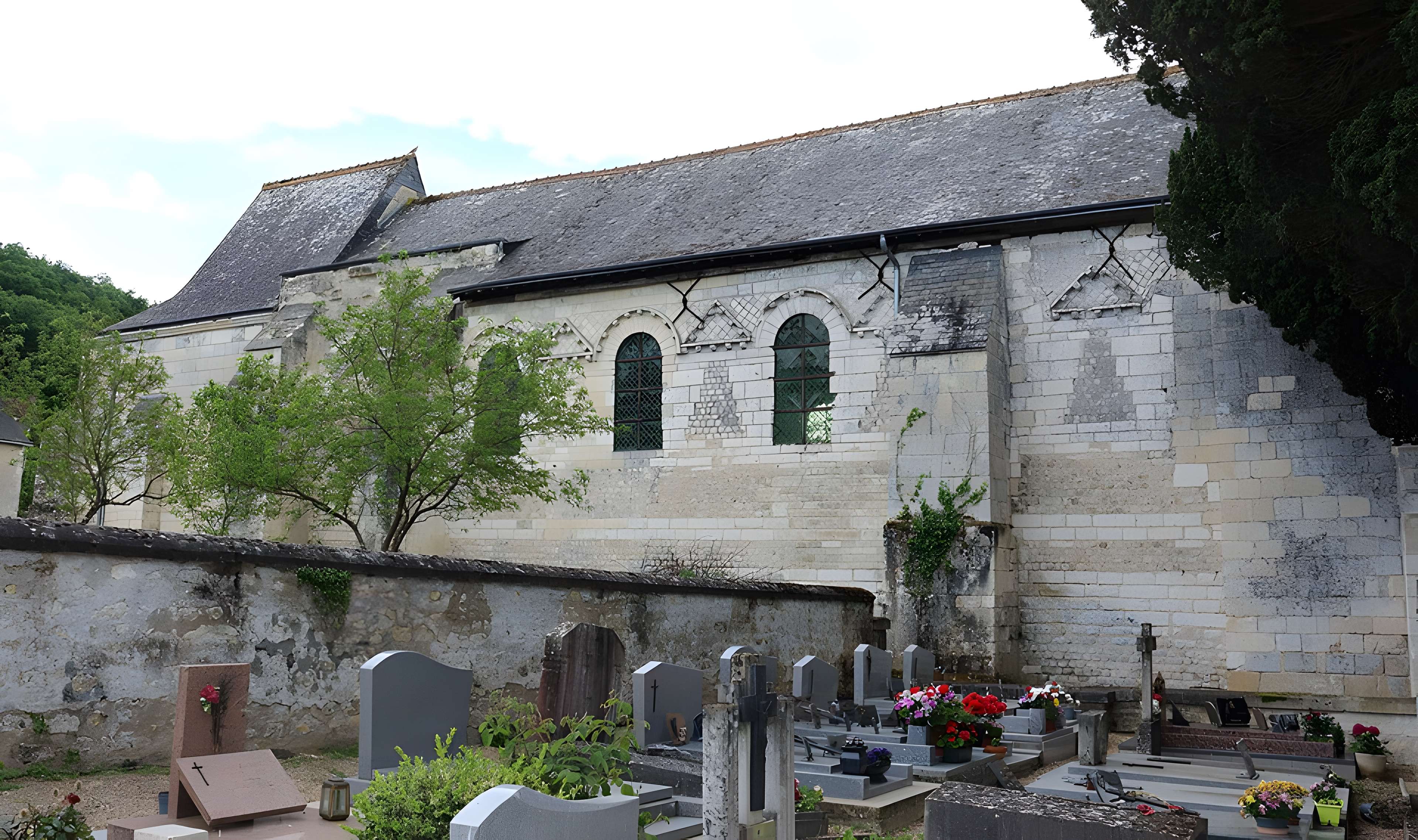 Église Saint-Léger du Vieux-Bourg