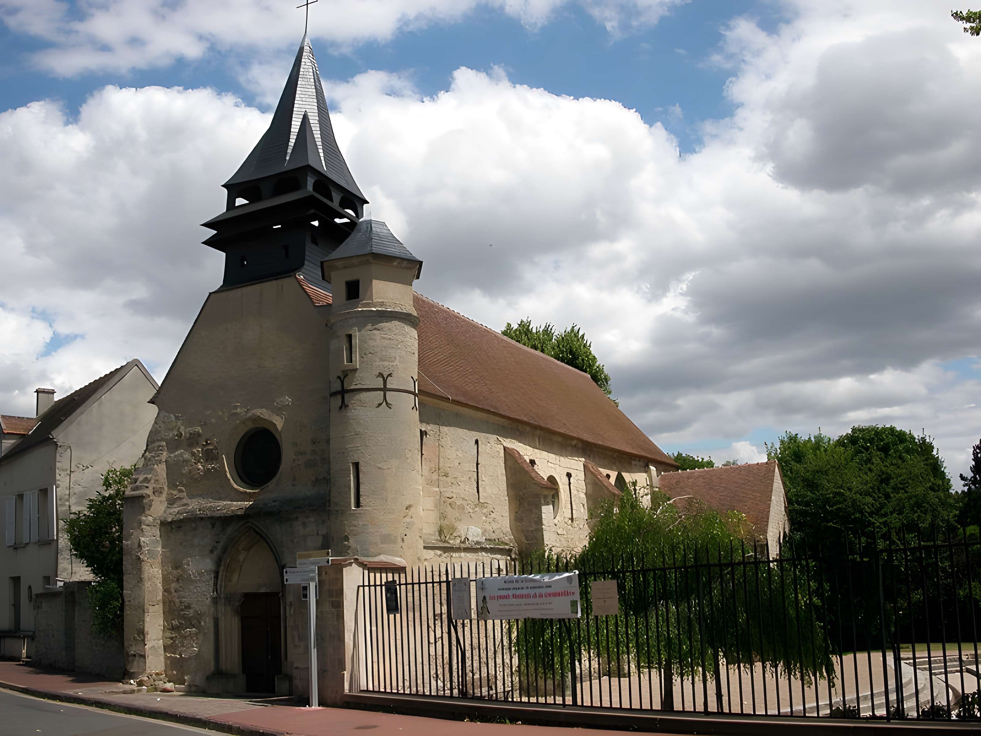 Église Saint-Léonard-et-Saint-Martin de Croissy-sur-Seine 