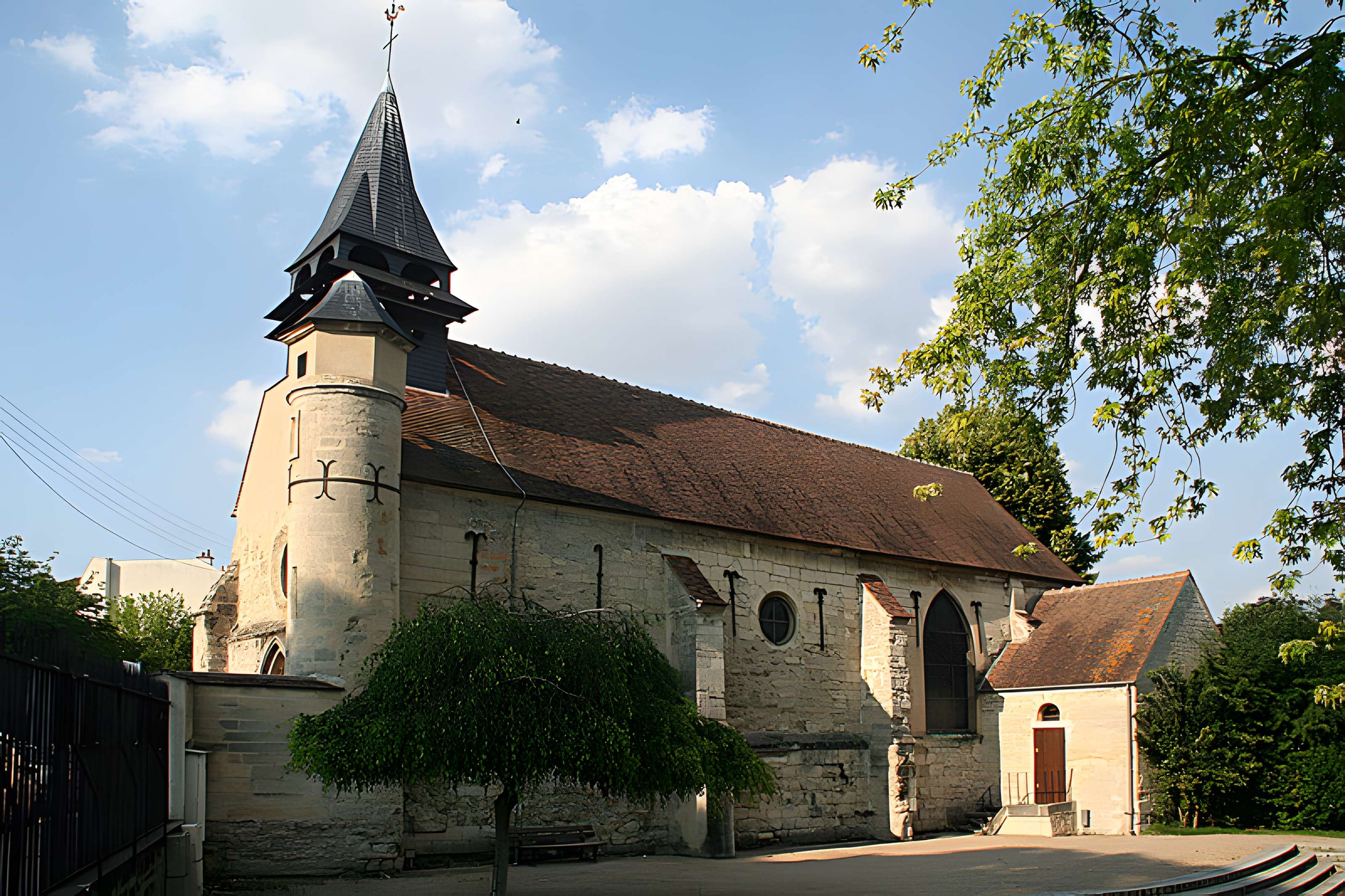 Église Saint-Léonard-et-Saint-Martin de Croissy-sur-Seine