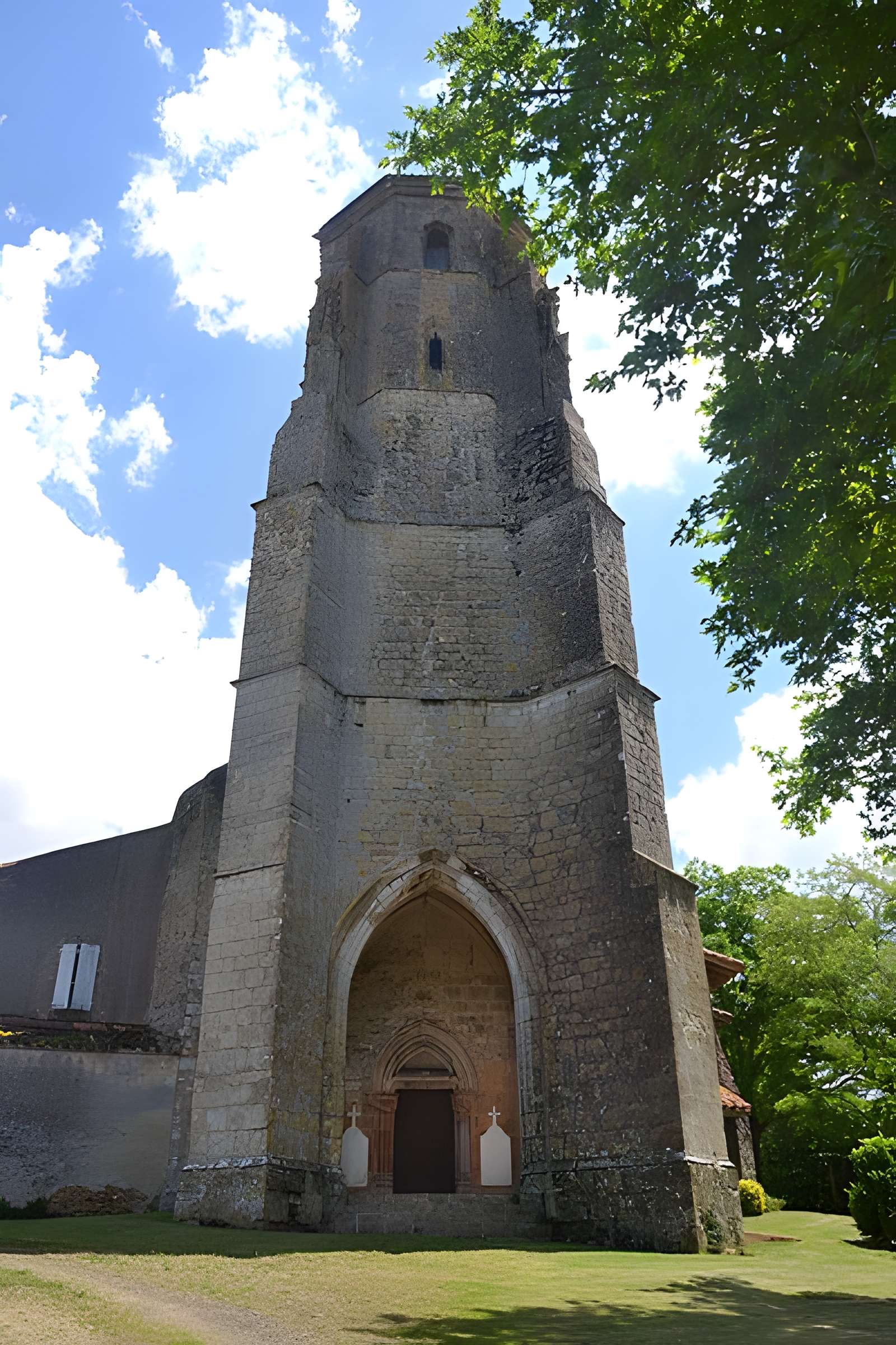 Église Saint-Leu de Bernède 