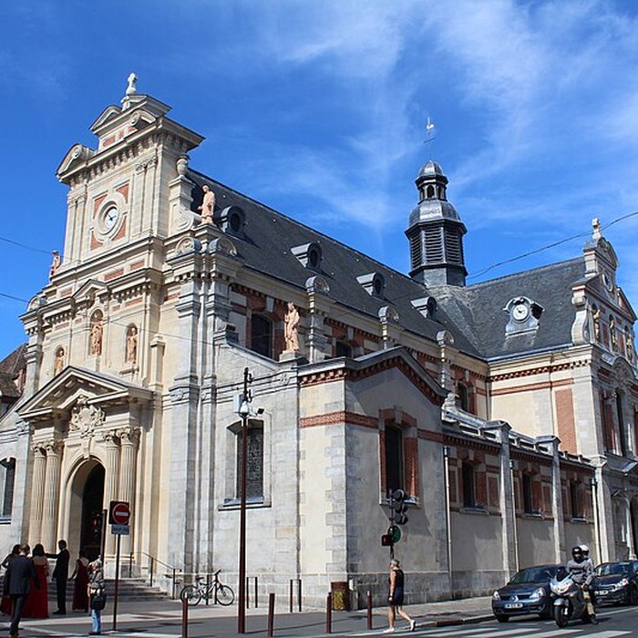 Photo de Église Saint-Louis de Fontainebleau