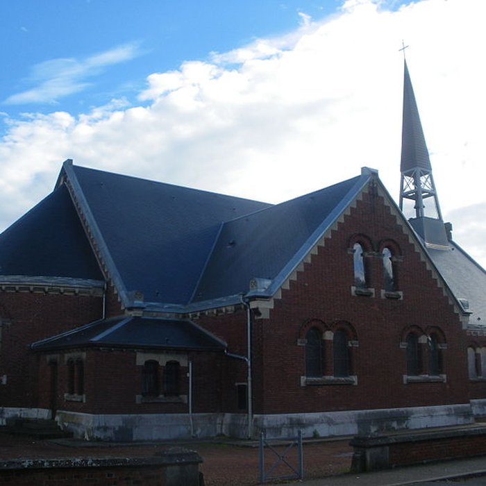 Photo de Église Saint-Louis de la cité n 5 des mines de Béthune