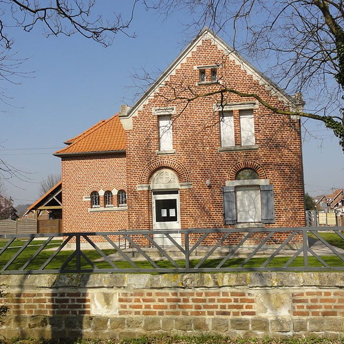 Photo de Église Saint-Louis de la cité n 5 des mines de Béthune