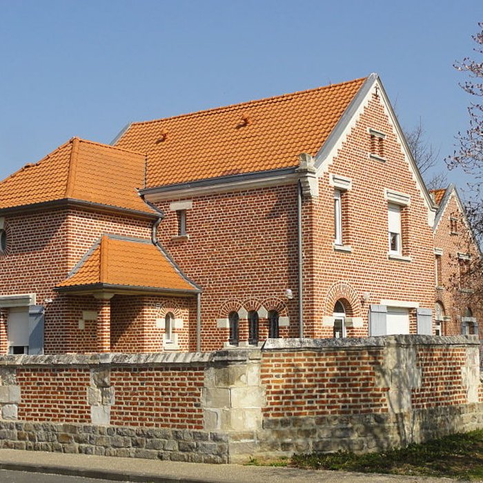 Photo de Église Saint-Louis de la cité n 5 des mines de Béthune