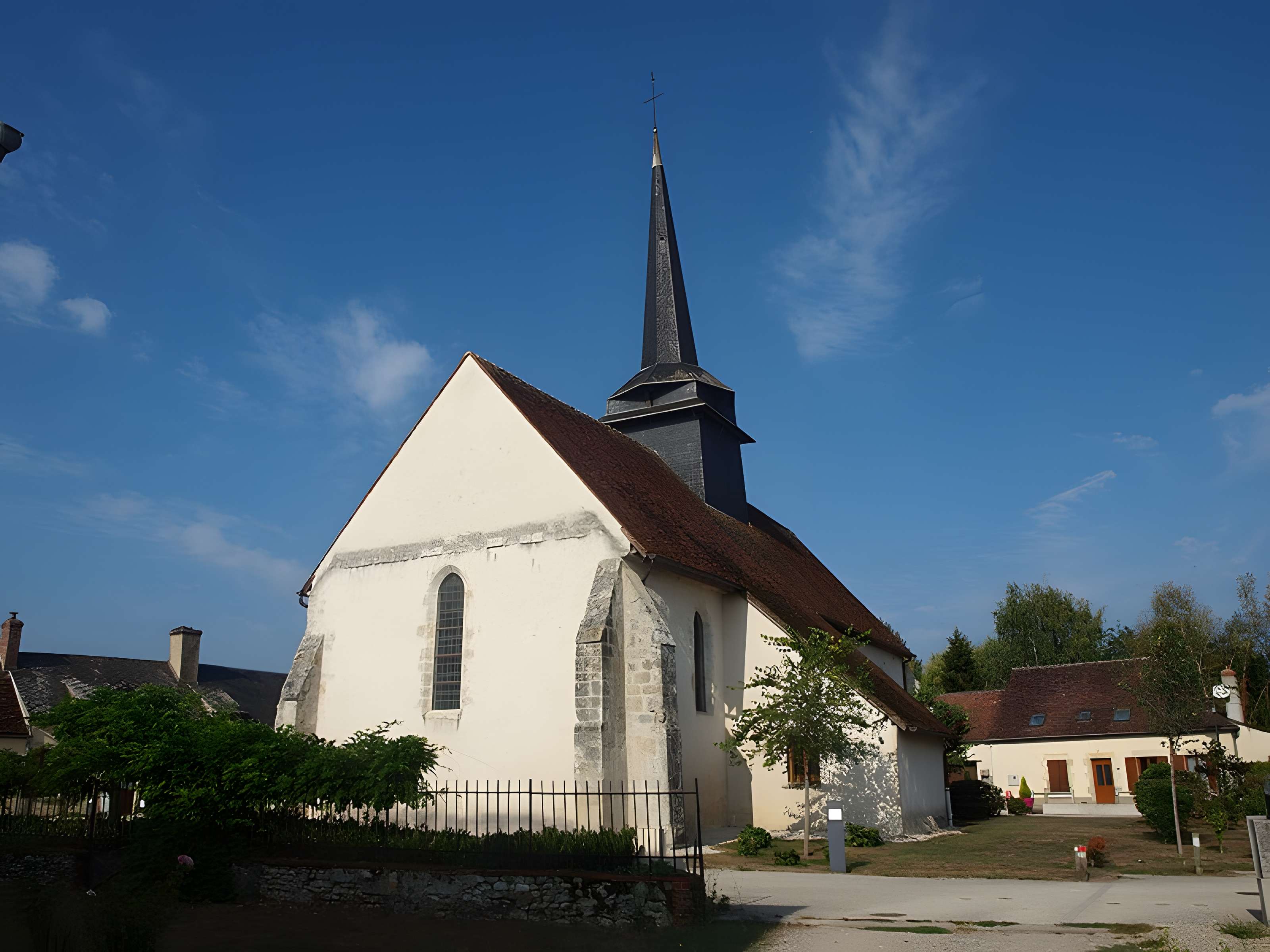 Église Saint-Louis de La Cour-Marigny