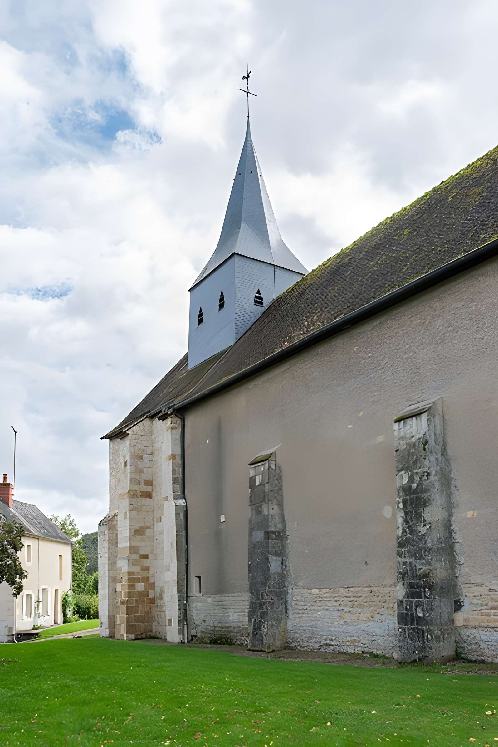 Église Saint-Louis de Montigny-aux-Amognes