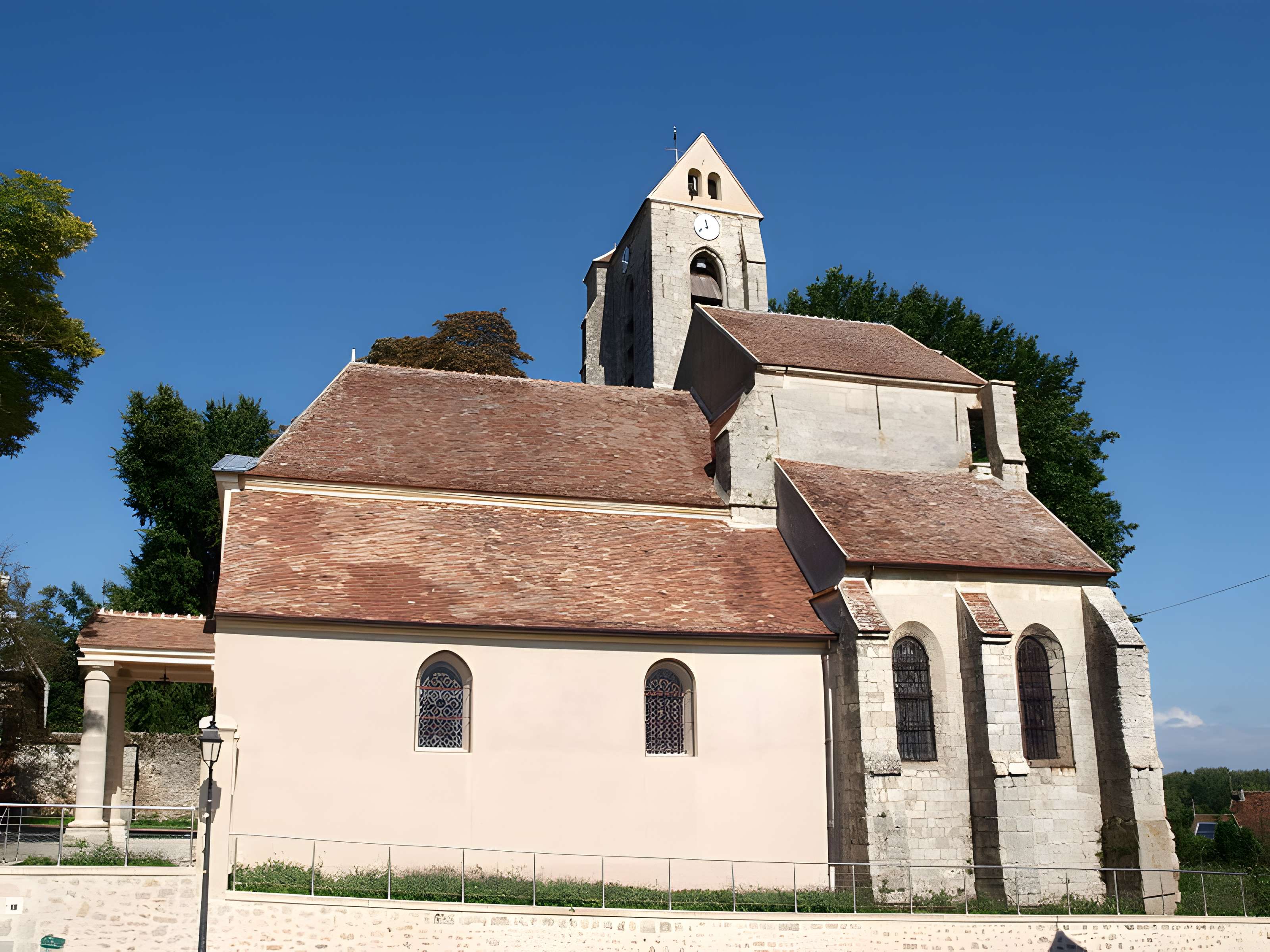 Église Saint-Louis de Servon