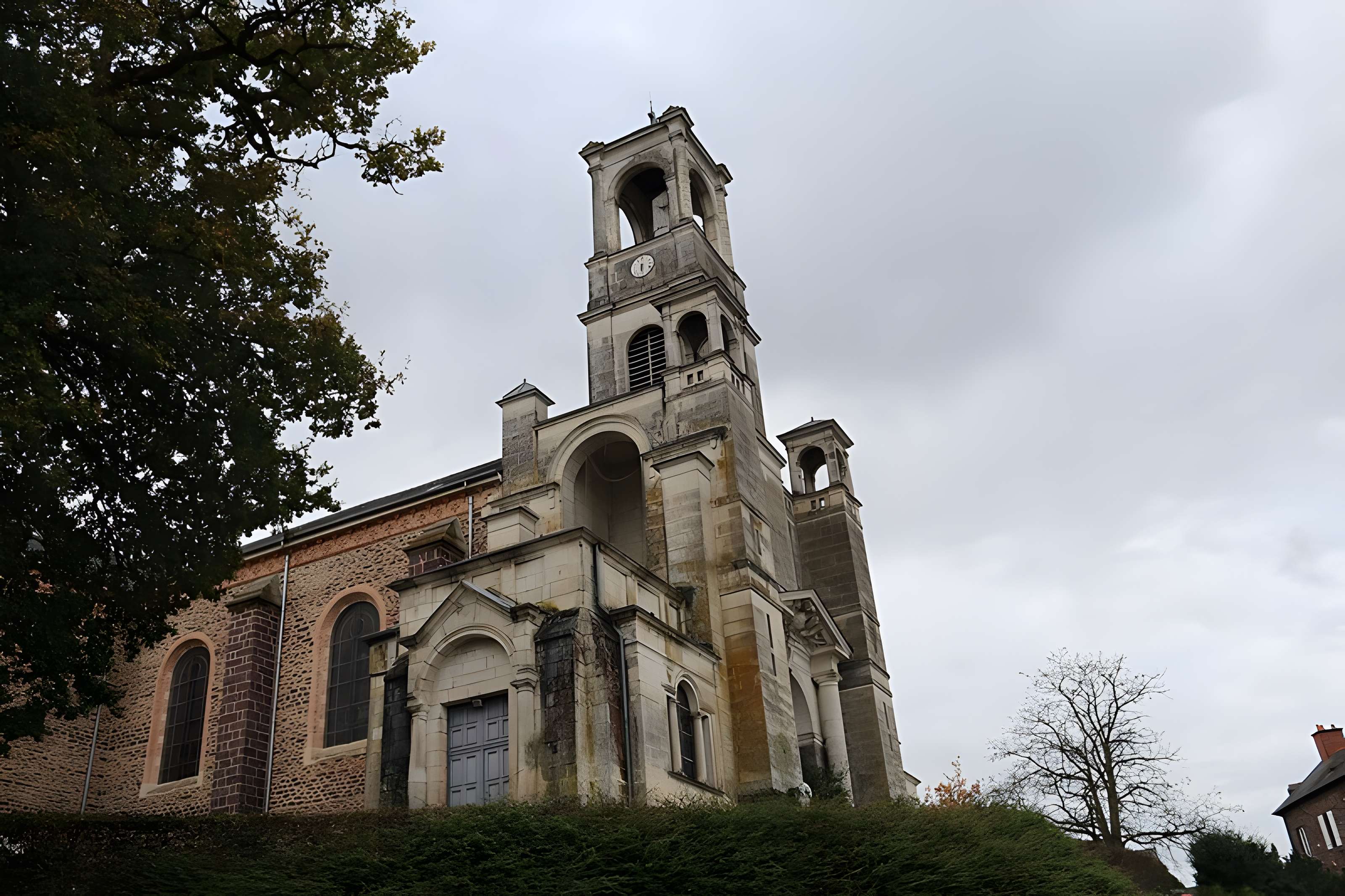 Église Saint-Louis-Marie-Grignion-de-Montfort