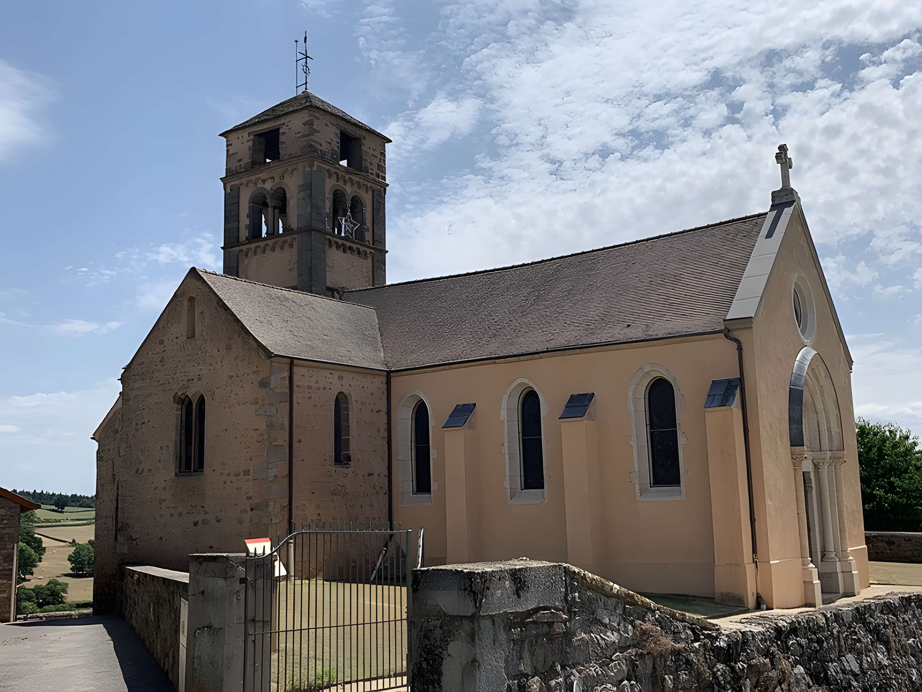 Église Saint-Loup de Bergesserin