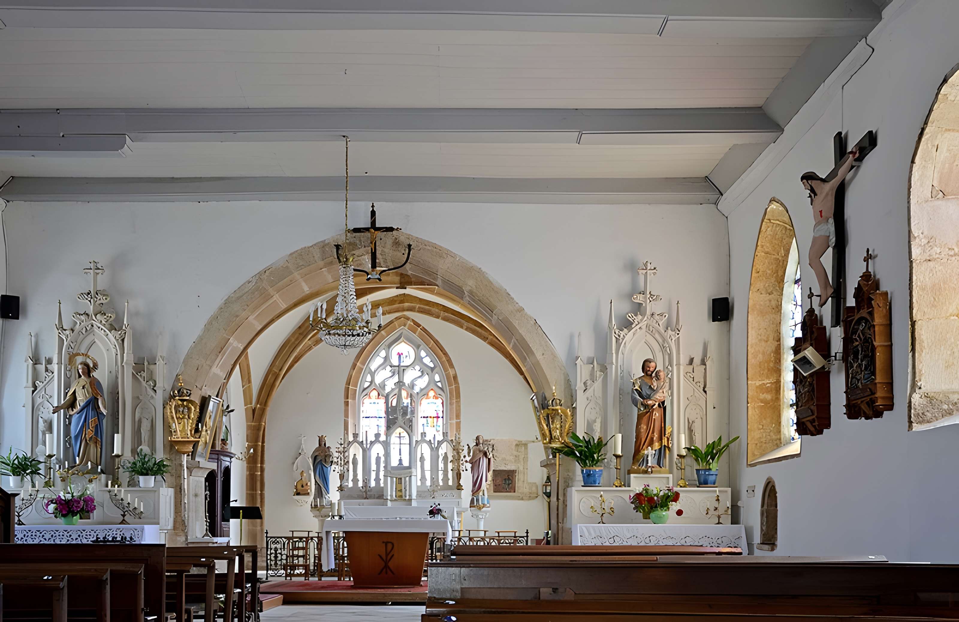 Église Saint-Loup de Heuilley-Cotton