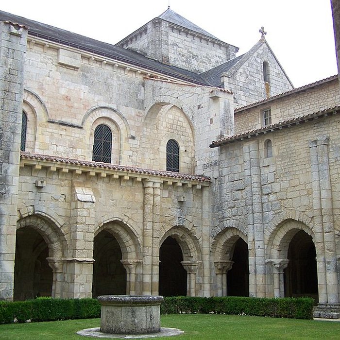Photo de Abbaye Saint-Vincent de Nieul-sur-lAutise