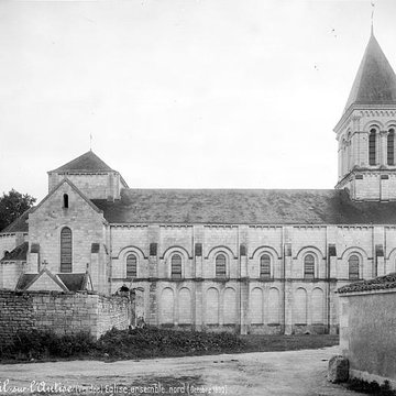 Abbaye Saint-Vincent de Nieul-sur-lAutise