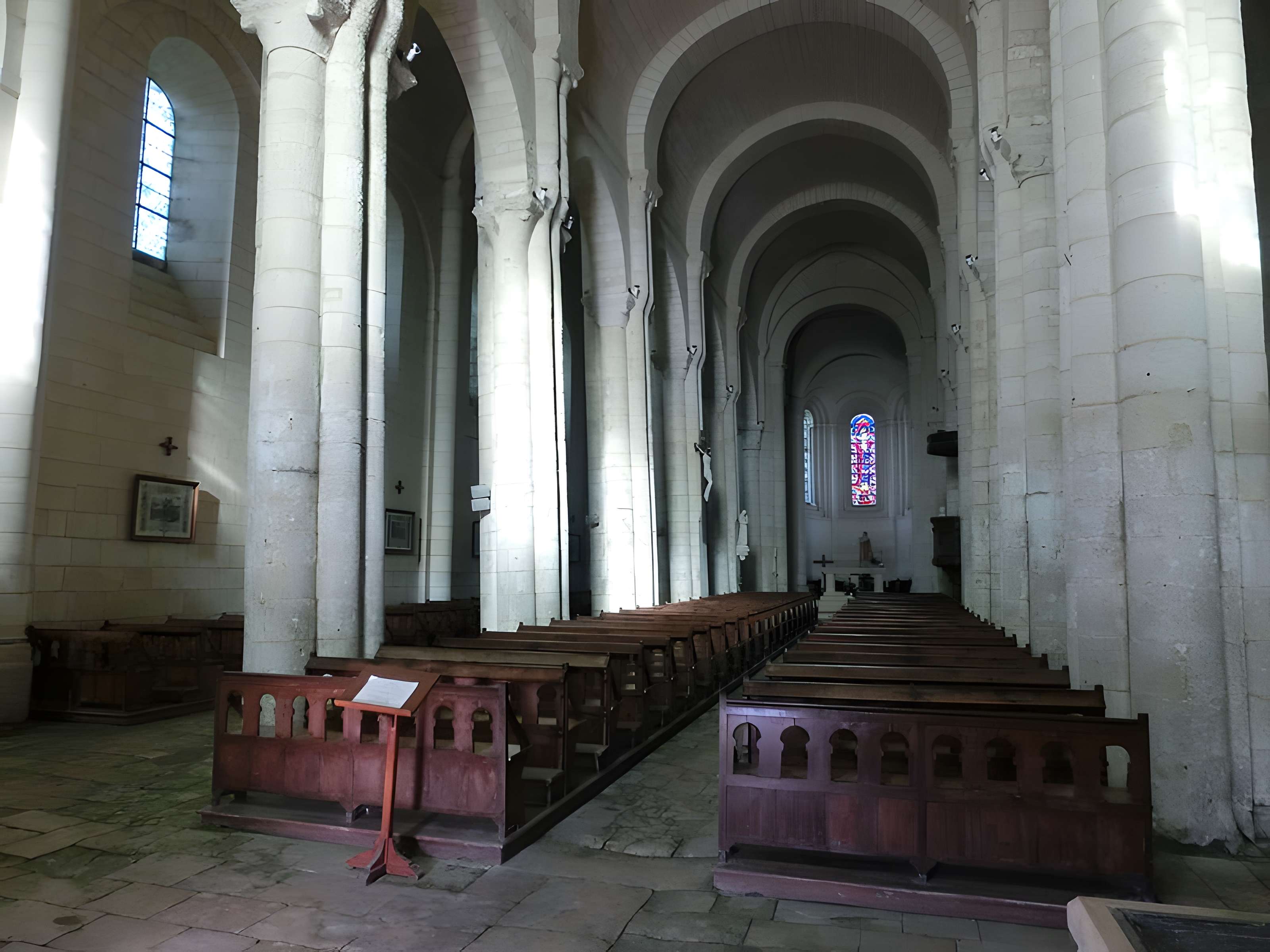 Abbaye Saint-Vincent de Nieul-sur-l'Autise