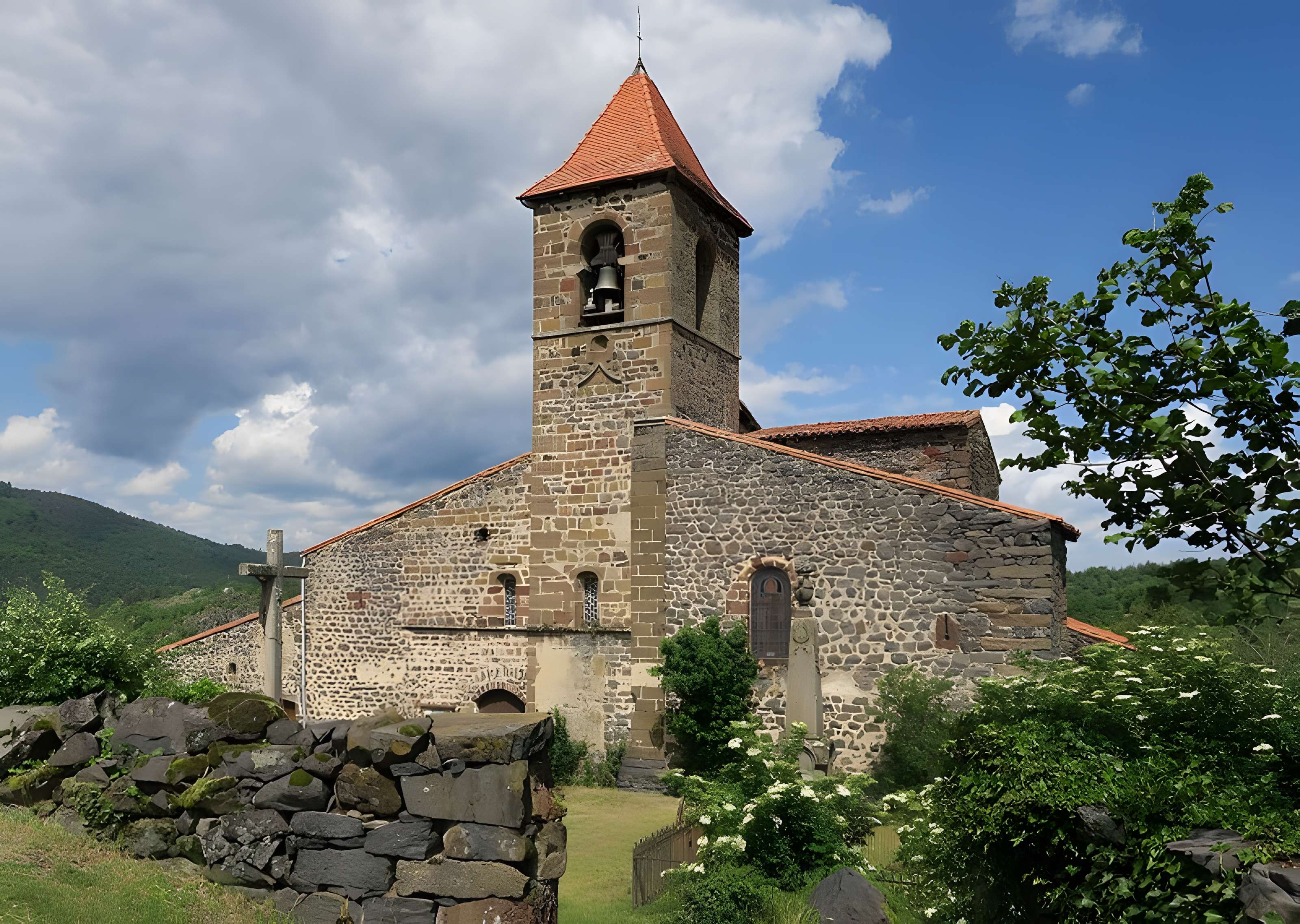 Église Saint-Loup de Saint-Arcons-d'Allier 