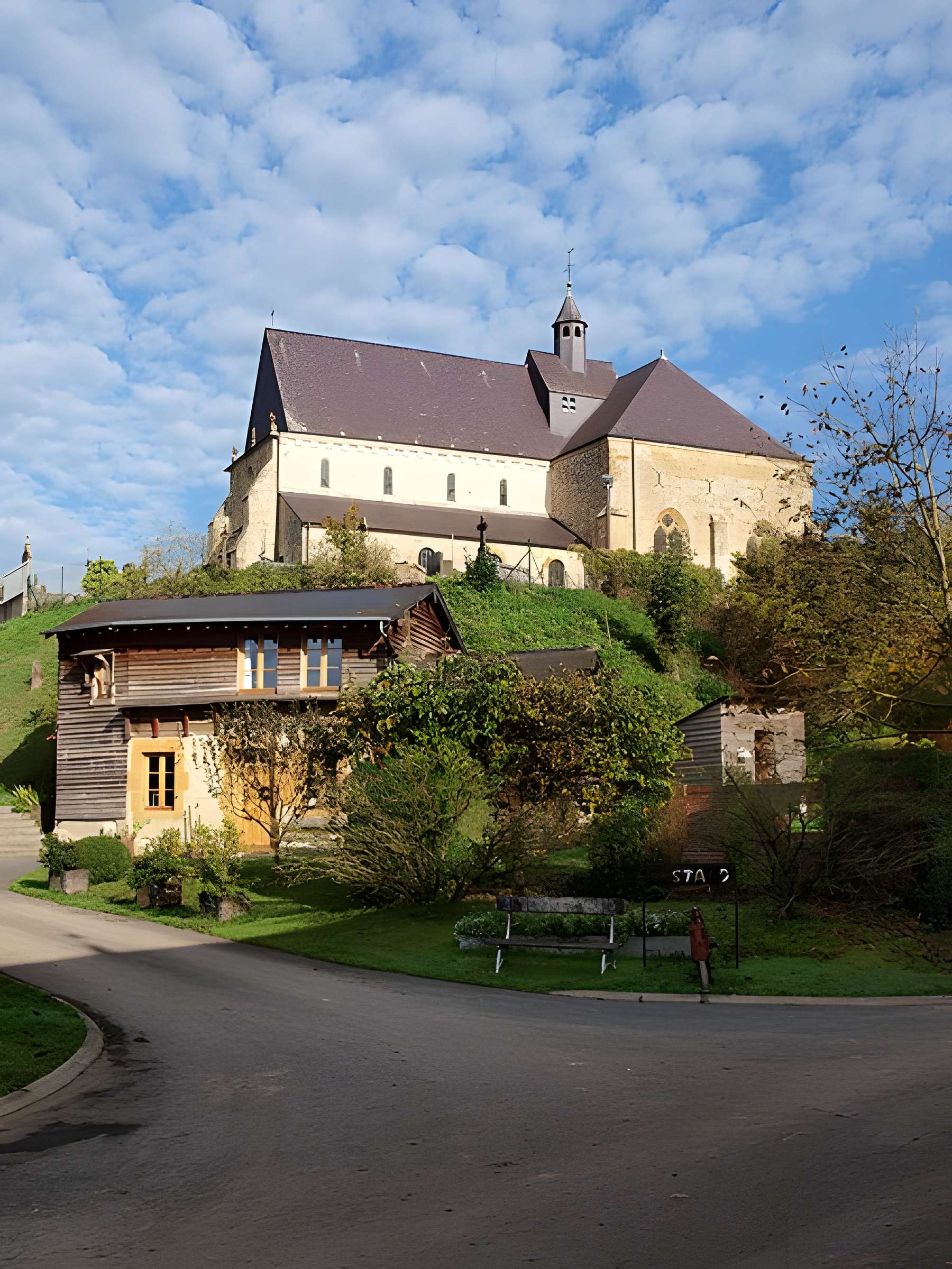 Église Saint-Loup de Saint-Loup-Terrier