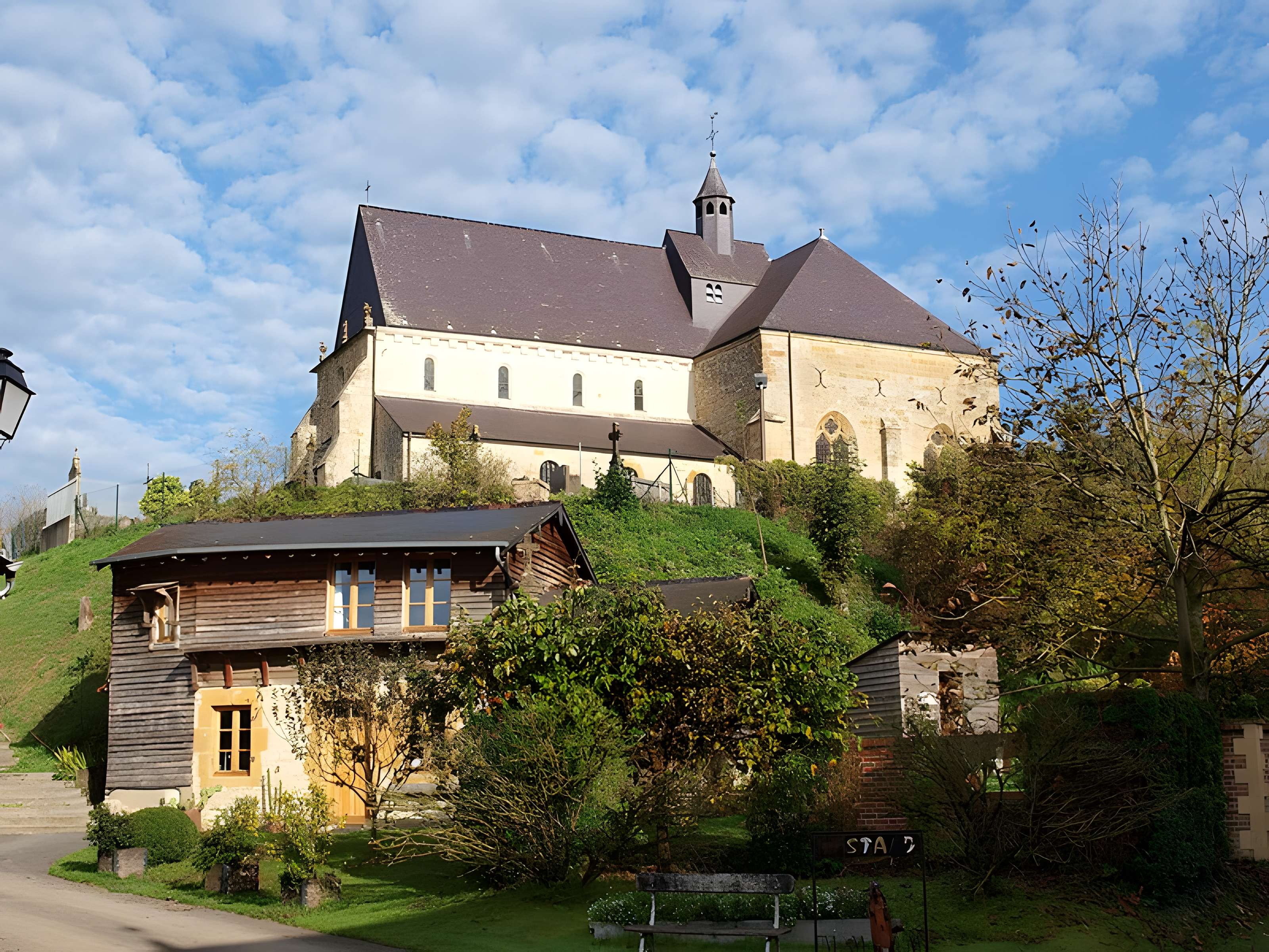 Église Saint-Loup de Saint-Loup-Terrier
