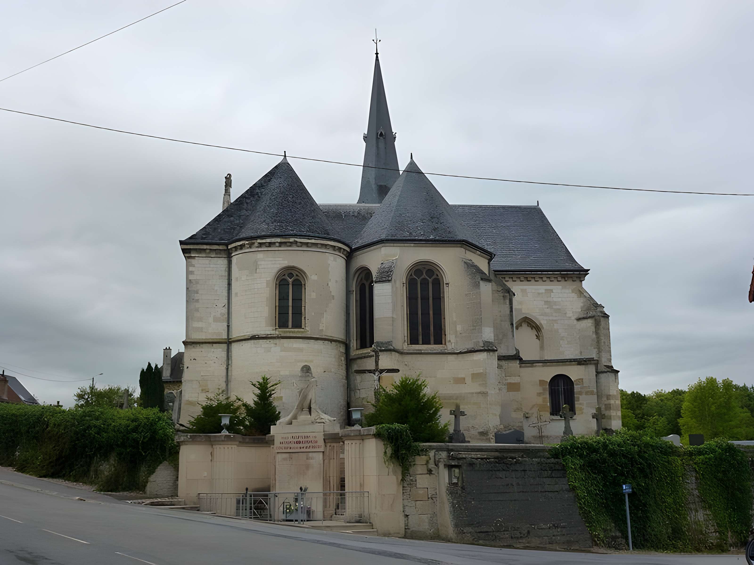Église Saint-Loup de Thugny-Trugny 