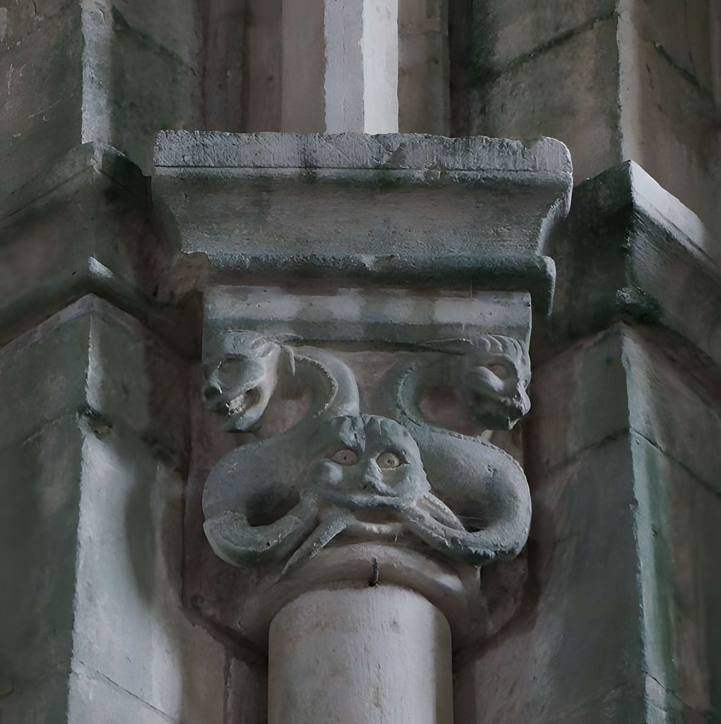 Église Saint-Loup de Thugny-Trugny