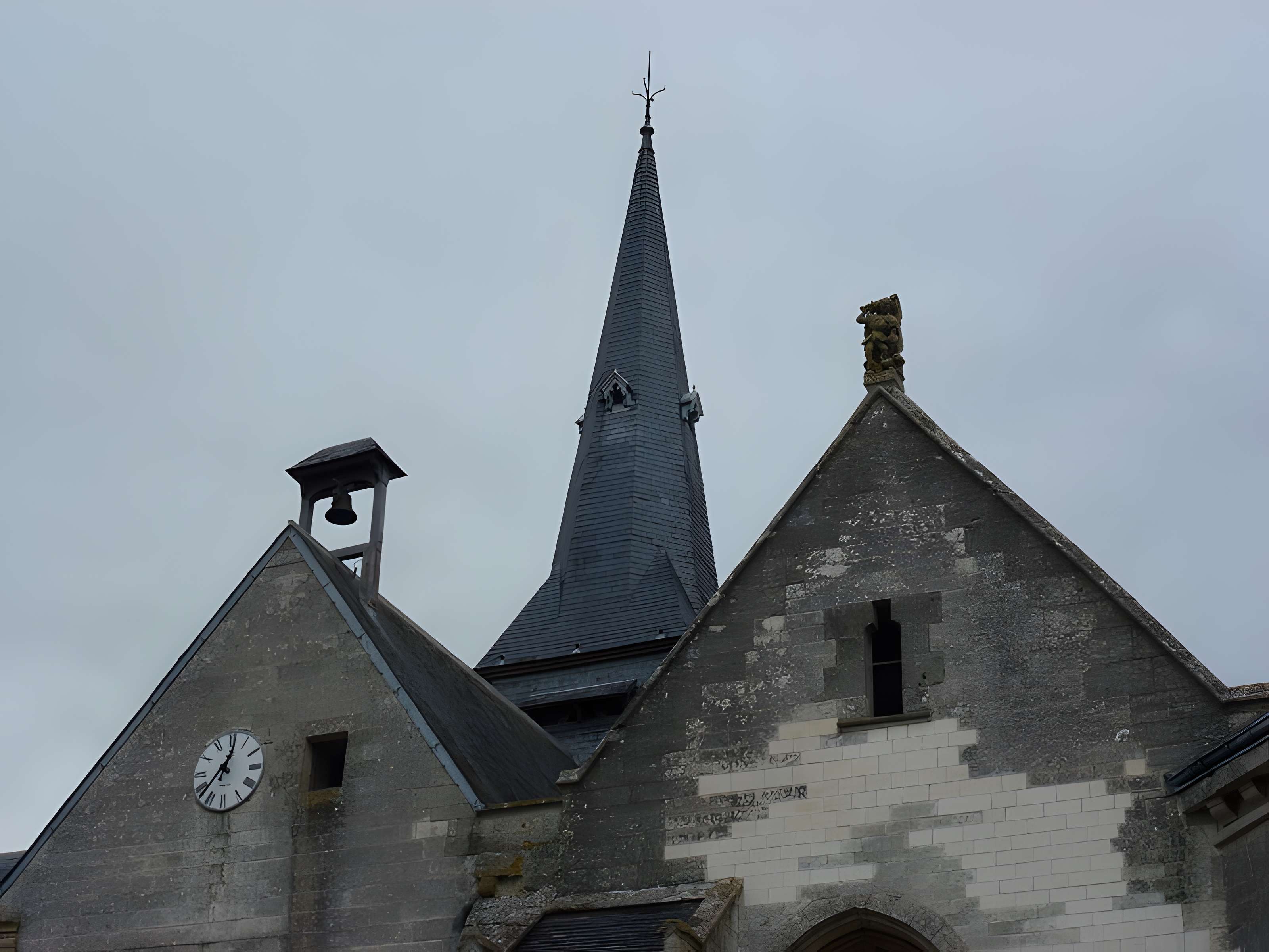 Église Saint-Loup de Thugny-Trugny
