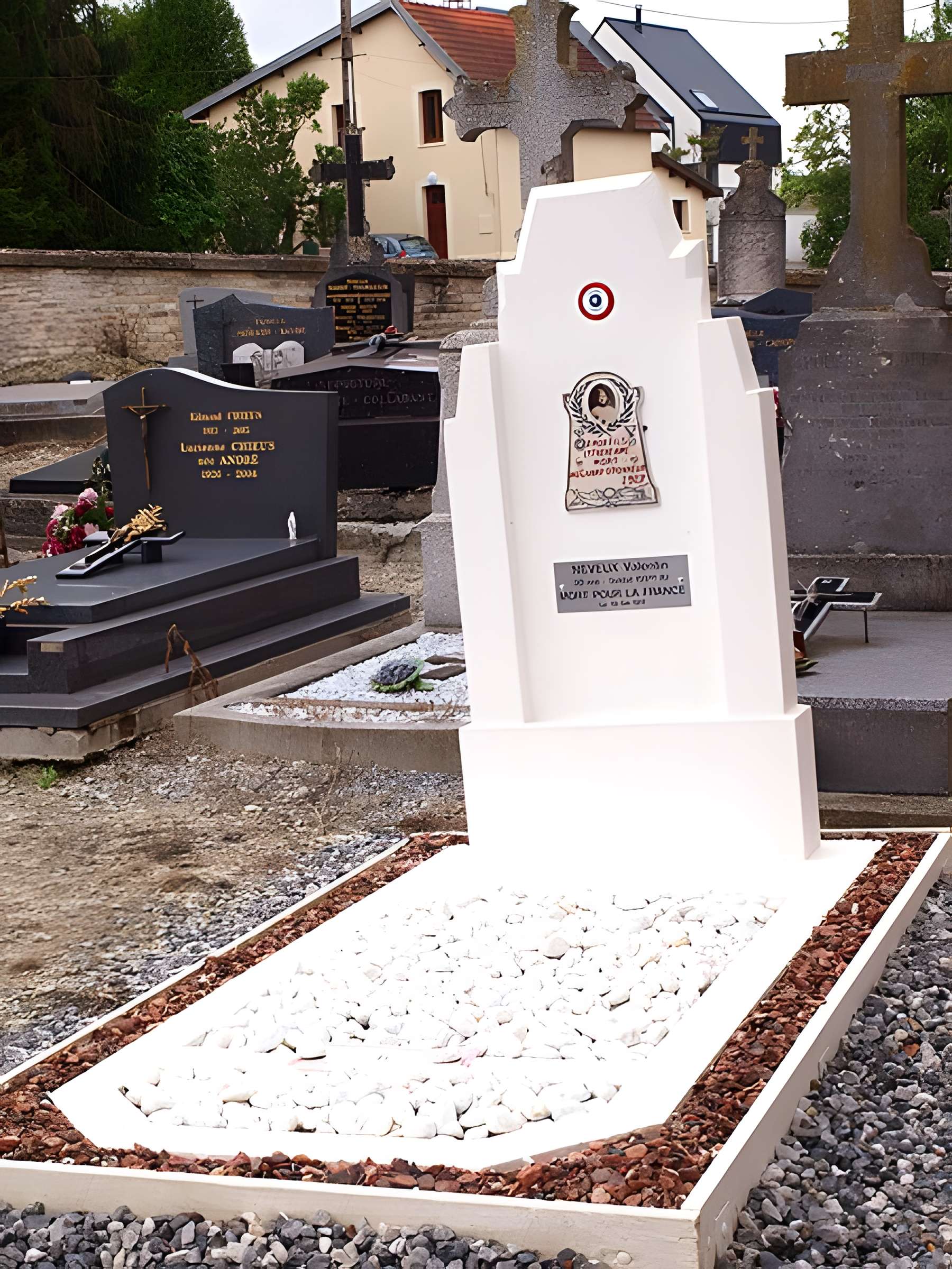 Église Saint-Loup de Thugny-Trugny