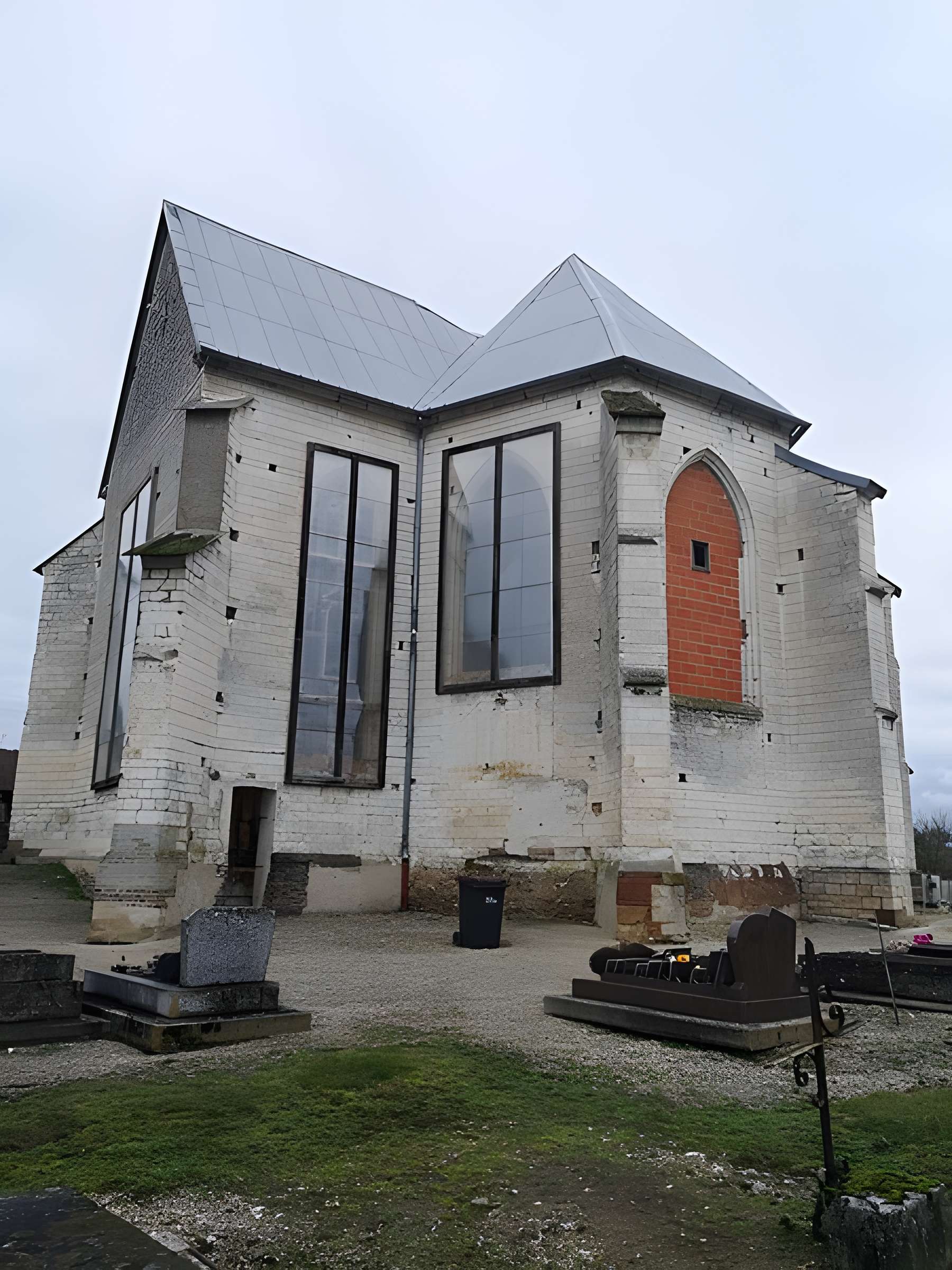 Église Saint-Loup d'Estissac