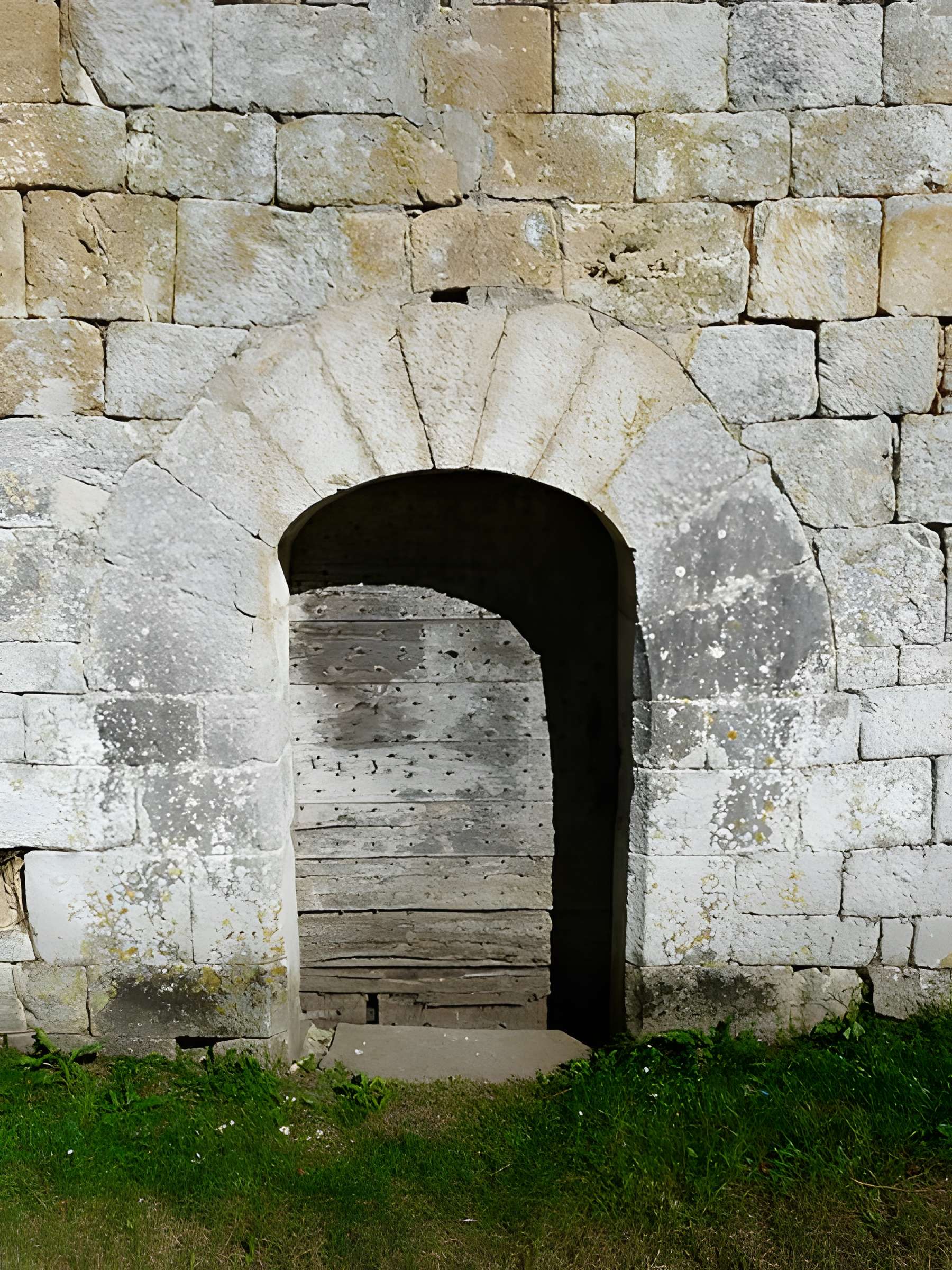 Église Saint-Loup d'Eybènes