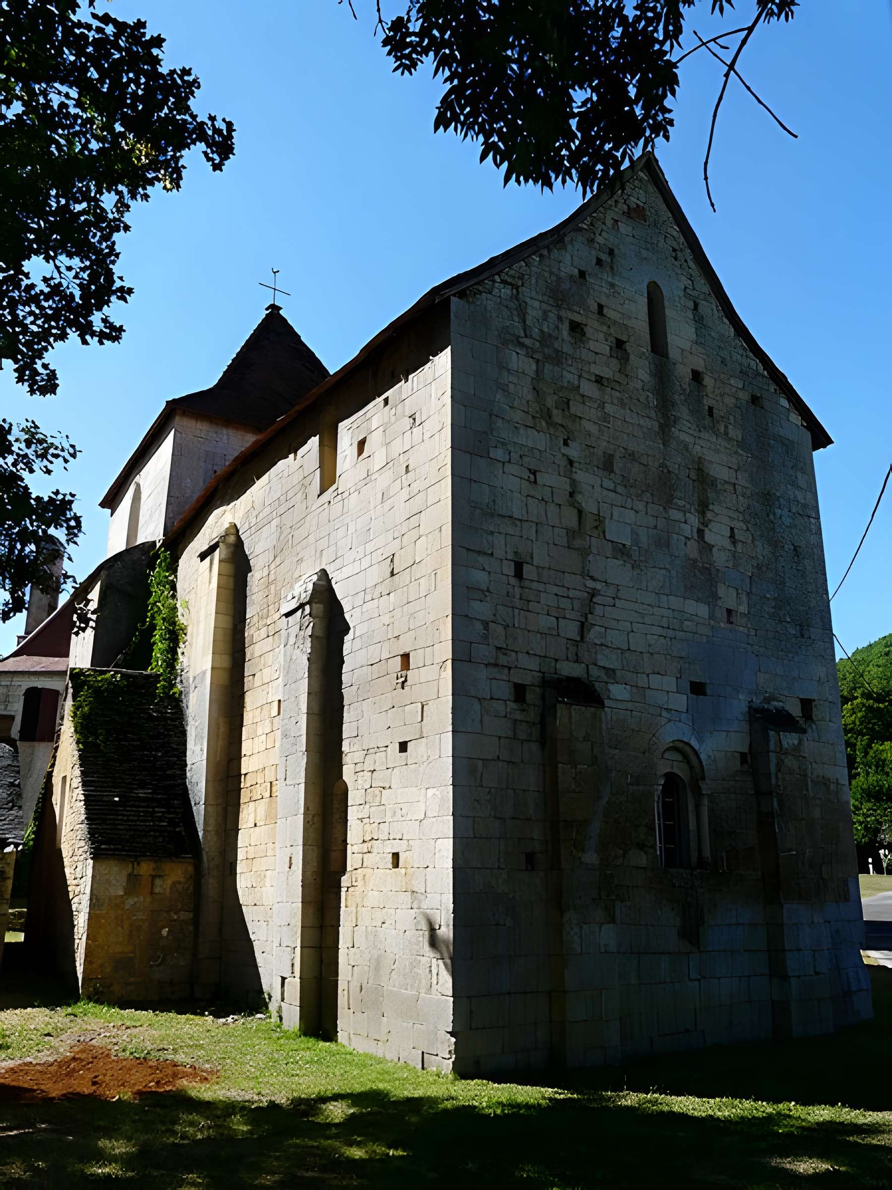 Église Saint-Loup d'Eybènes