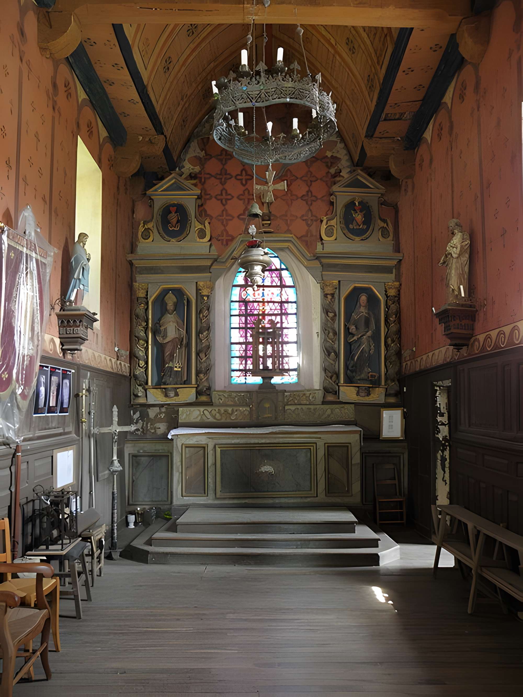 Église Saint-Loup du Lou-du-Lac