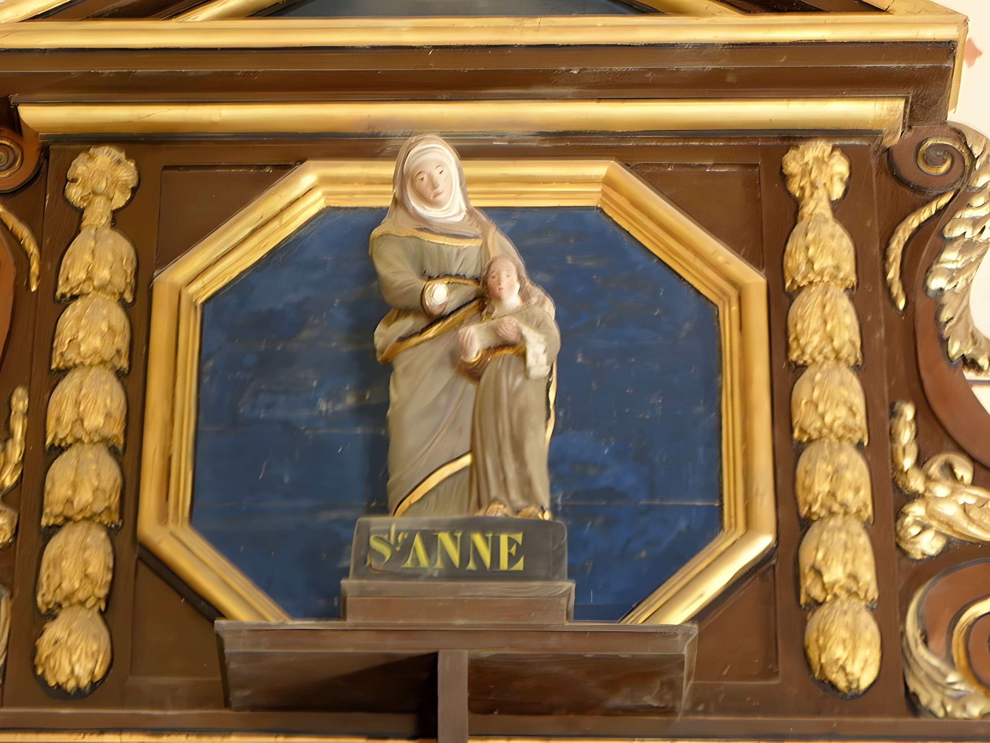 Église Saint-Loup du Lou-du-Lac