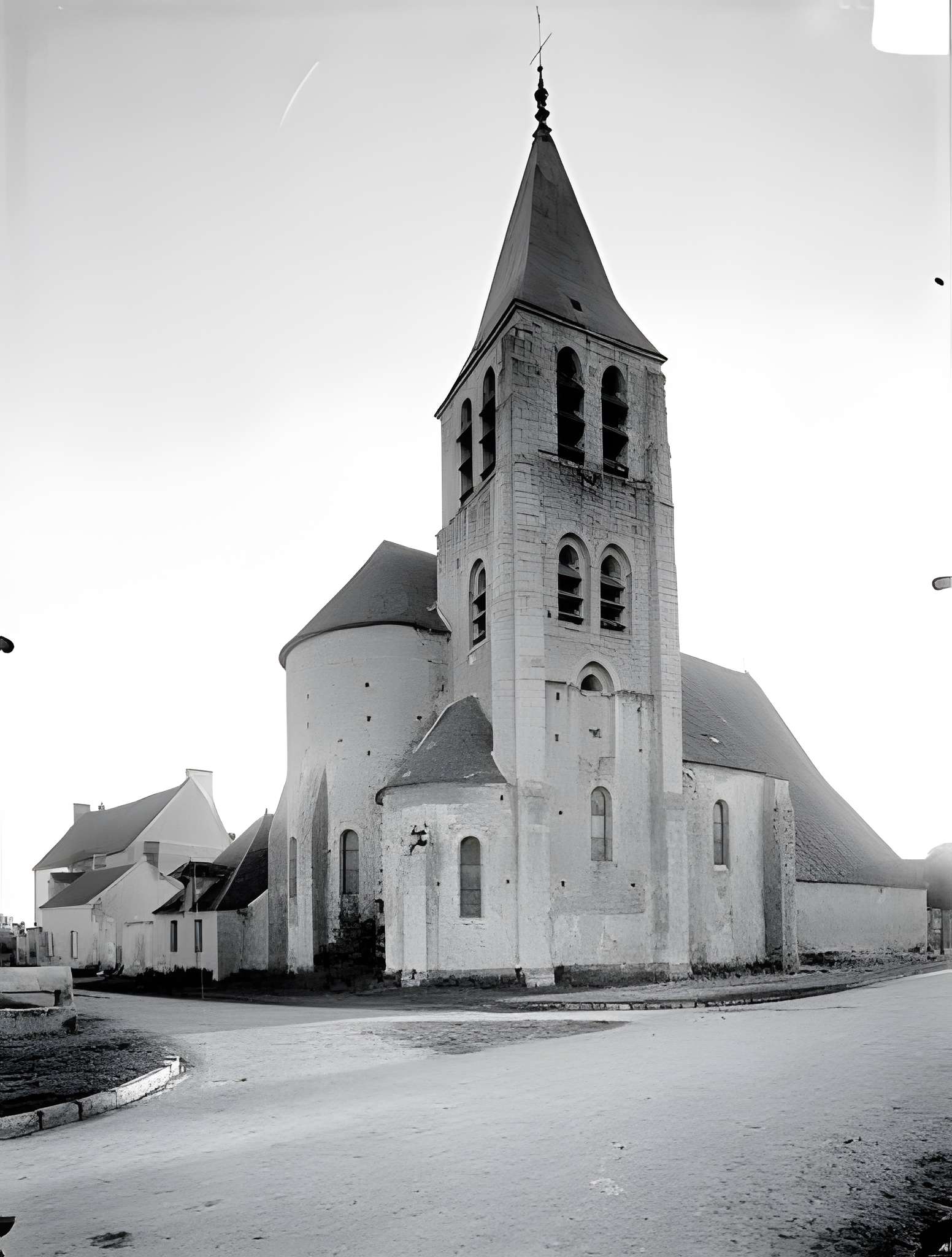 Église Saint-Loup-de-Sens de Bransles 