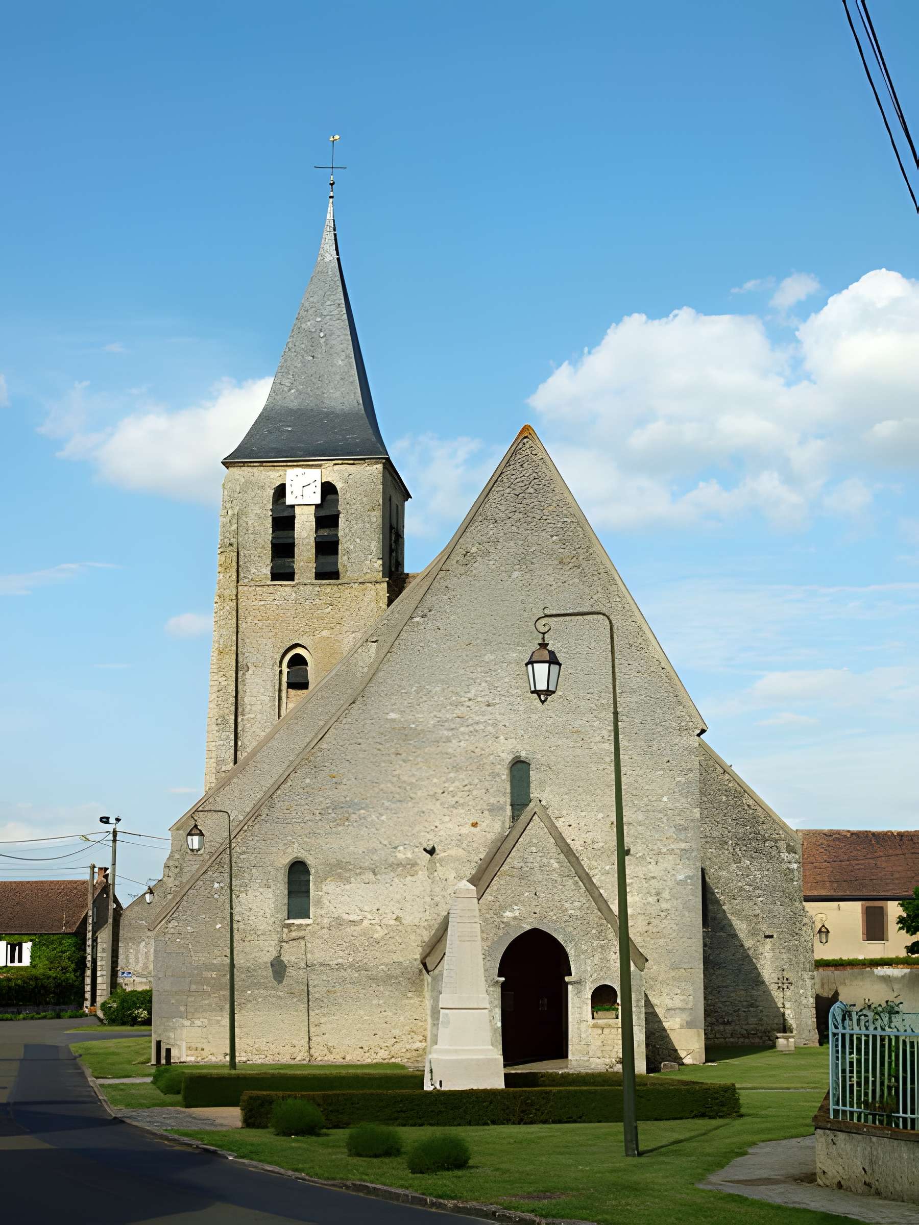 Église Saint-Loup-de-Sens de Bransles