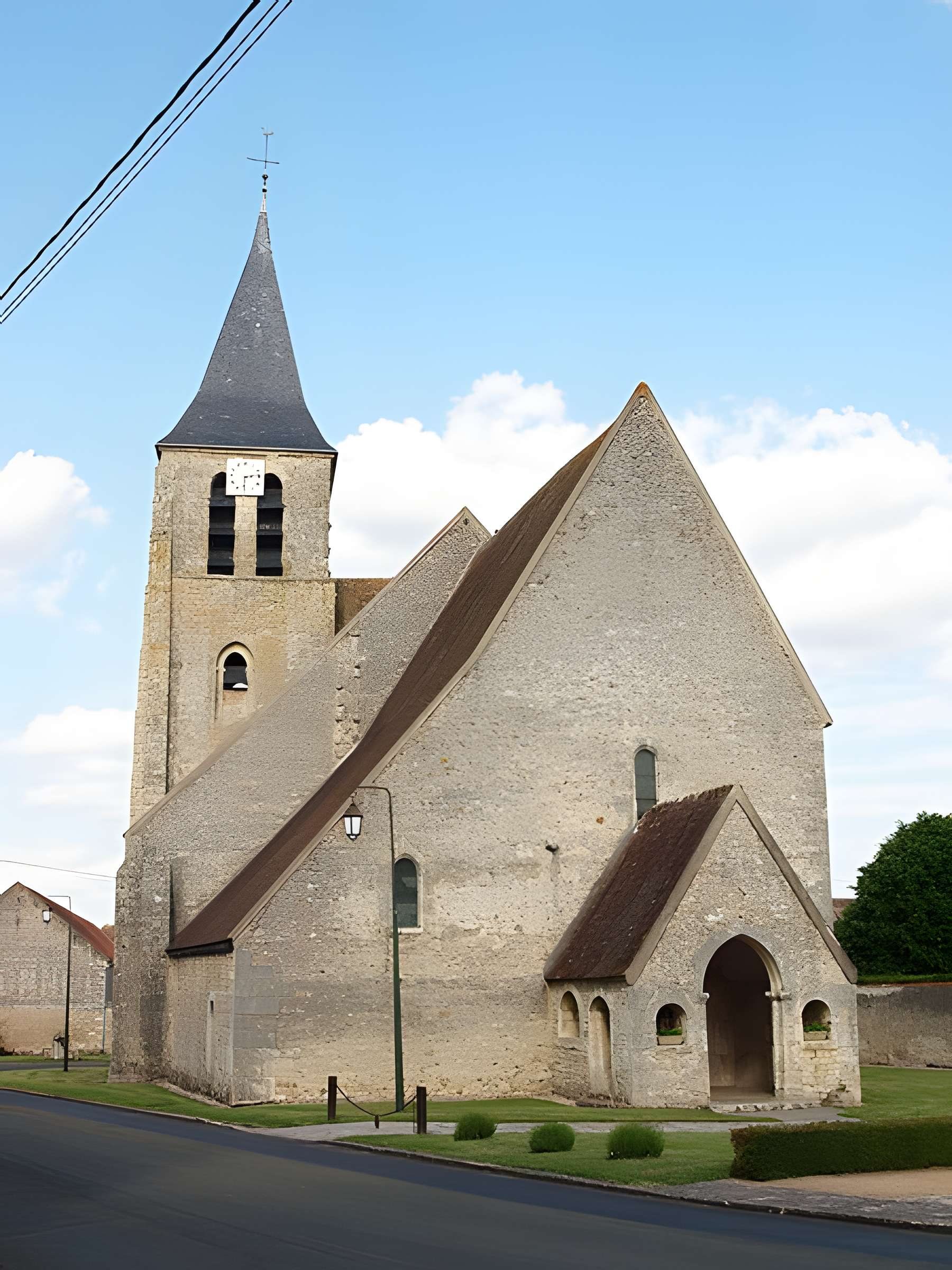 Église Saint-Loup-de-Sens de Bransles
