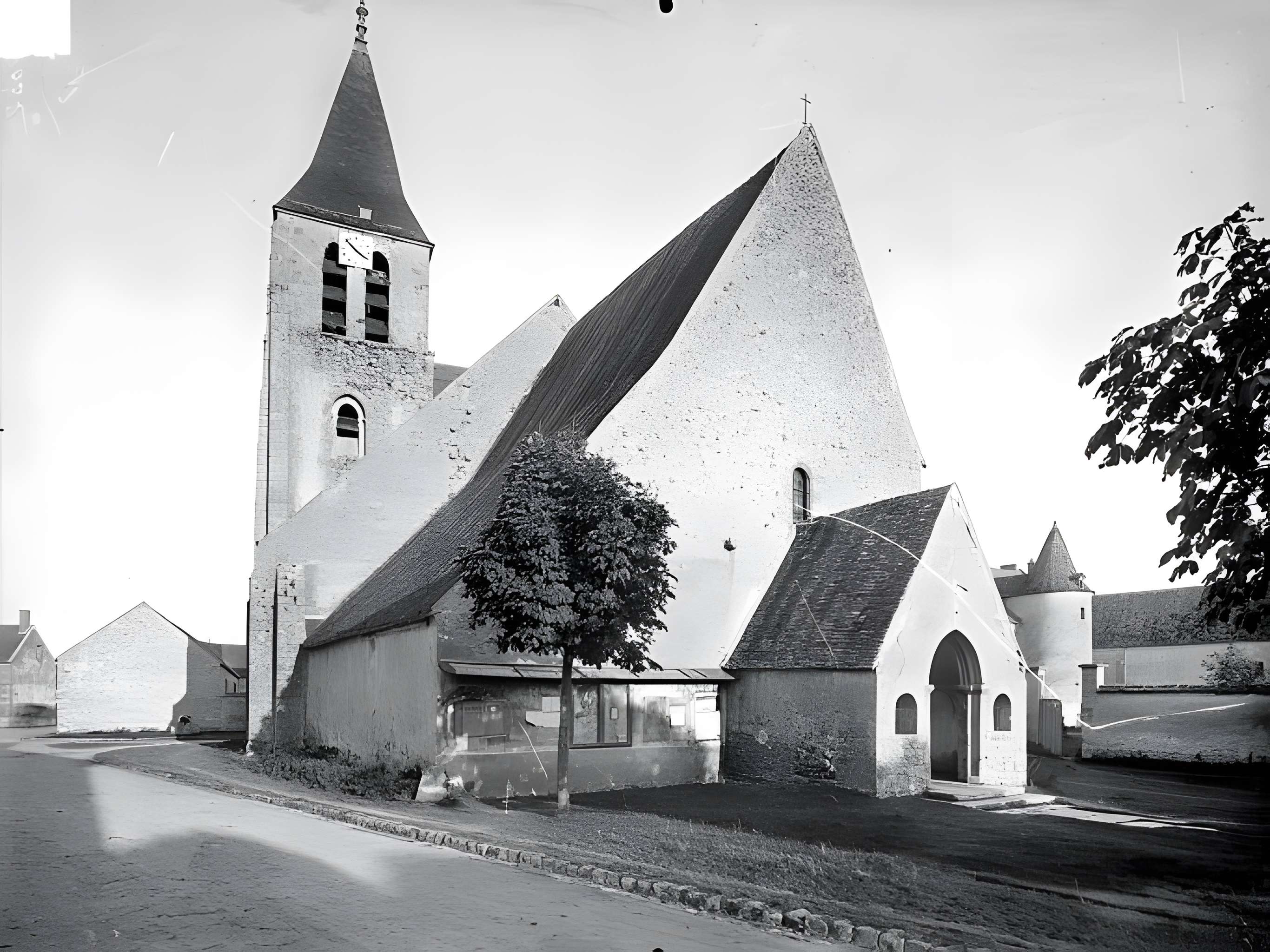 Église Saint-Loup-de-Sens de Bransles