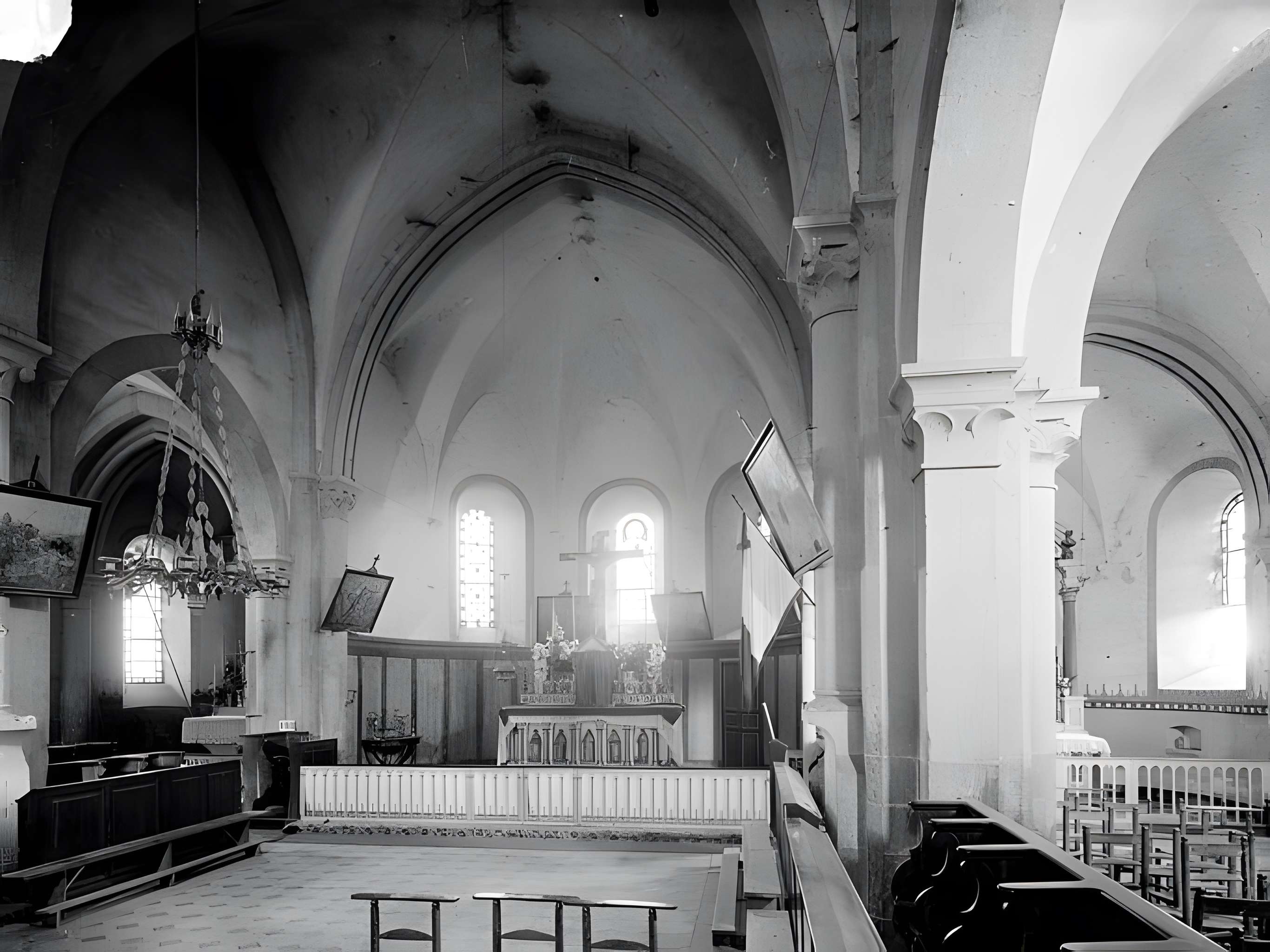 Église Saint-Loup-de-Sens de Bransles