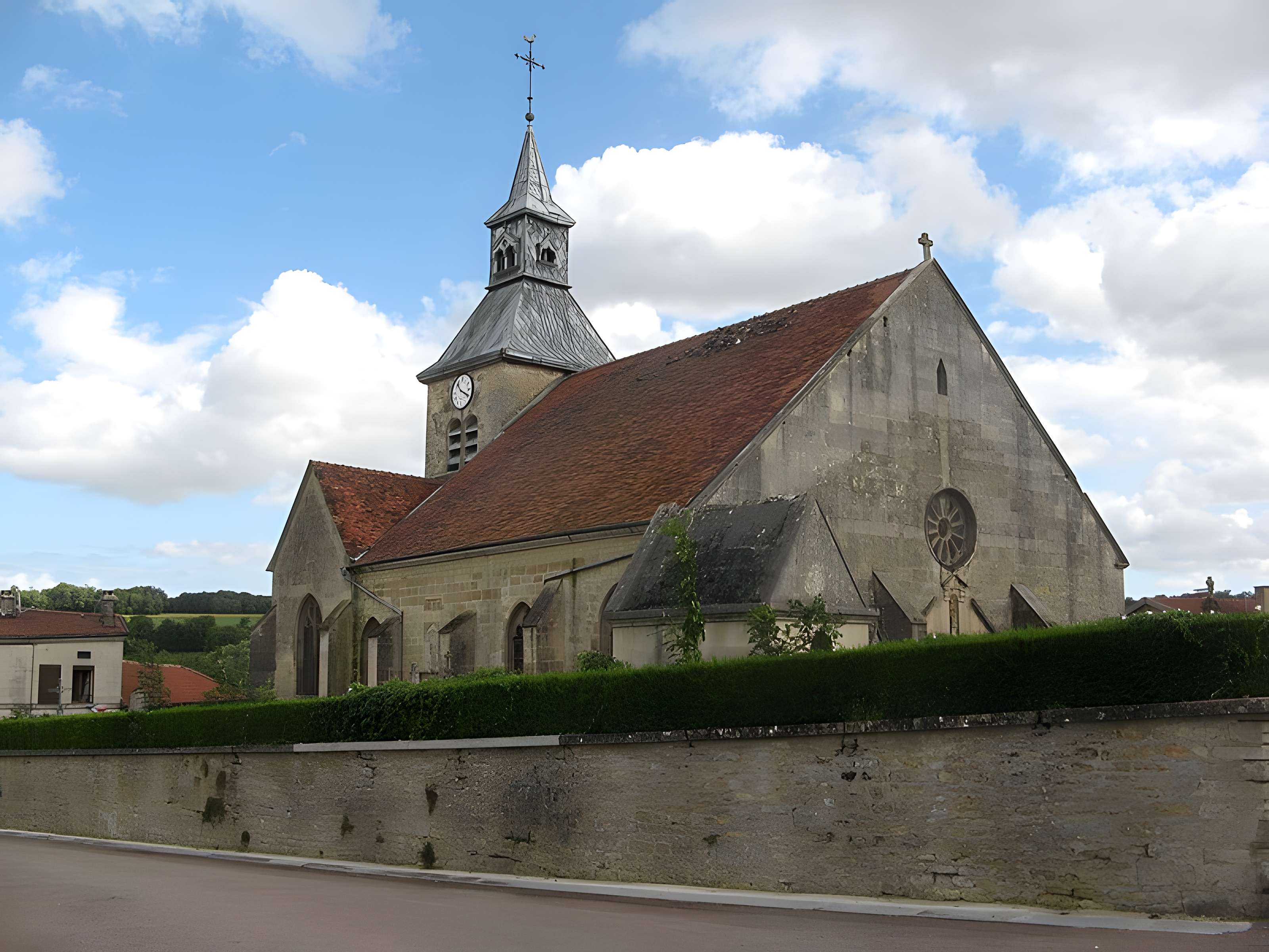 Église Saint-Louvent de Doulevant-le-Château