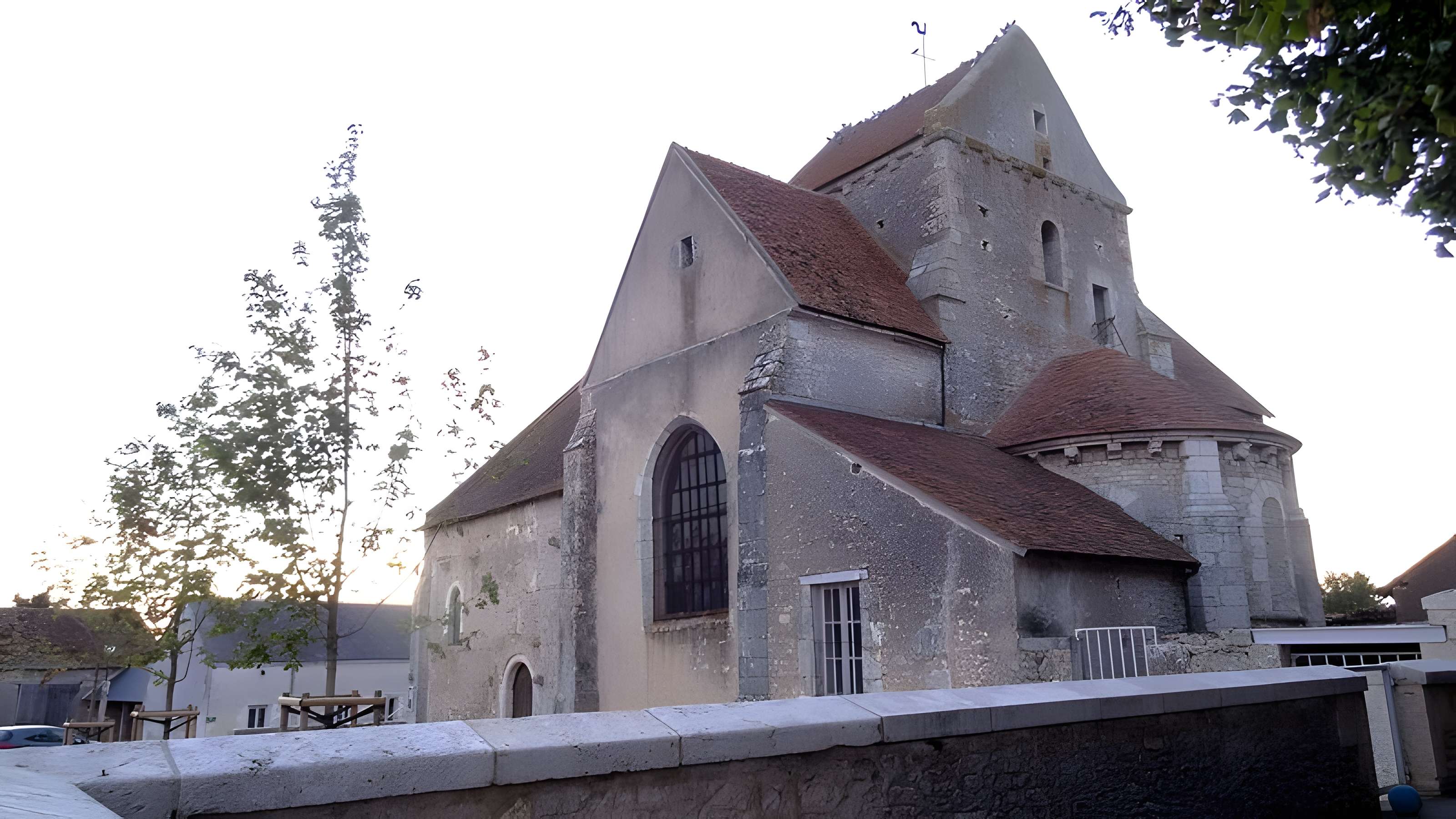 Église Saint-Lubin d'Averdon